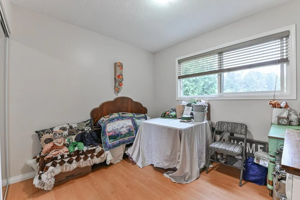 3176 Old Clayburn Road