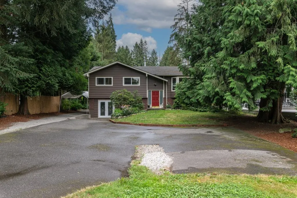 3176 Old Clayburn Road