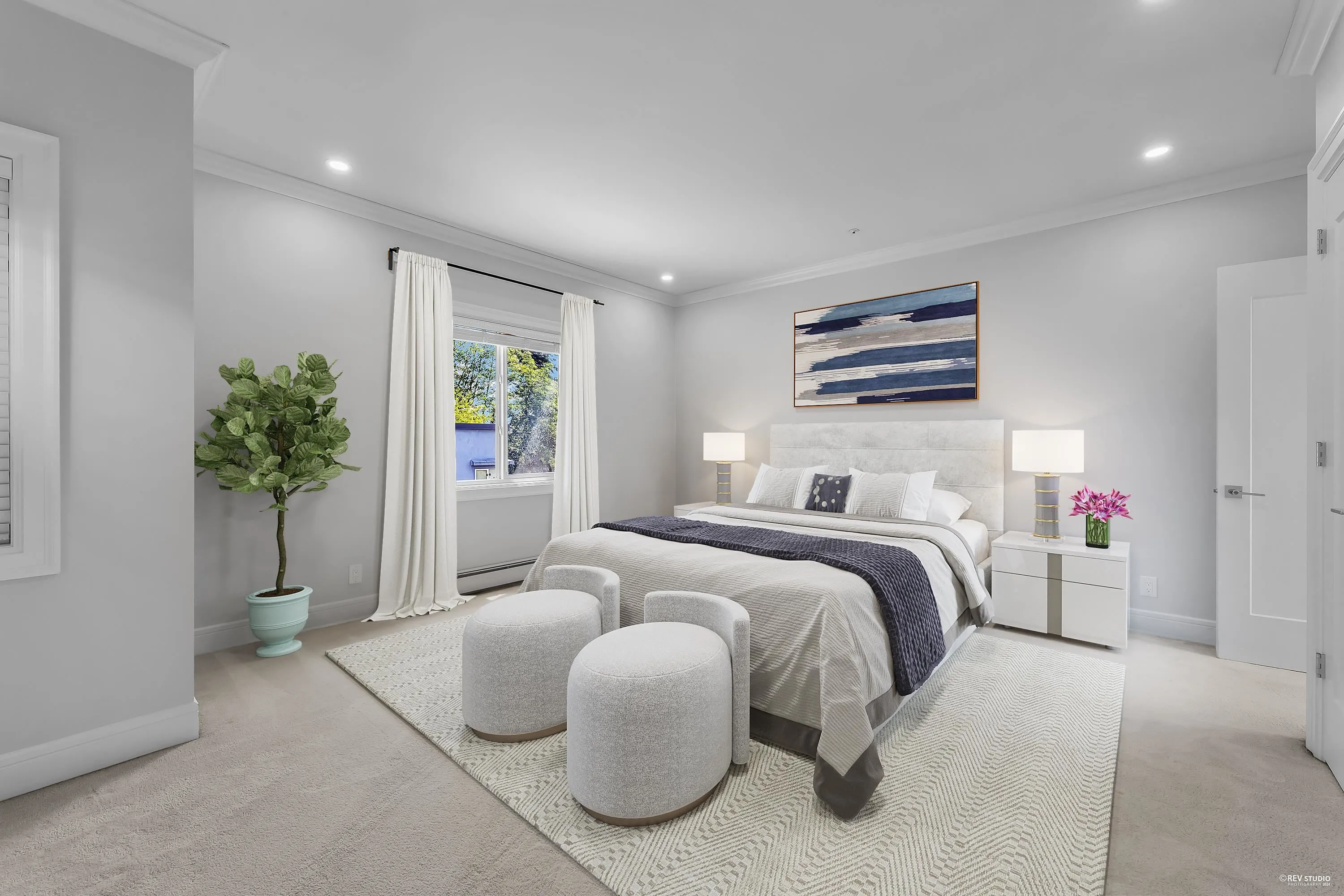 2611 Westhill Way