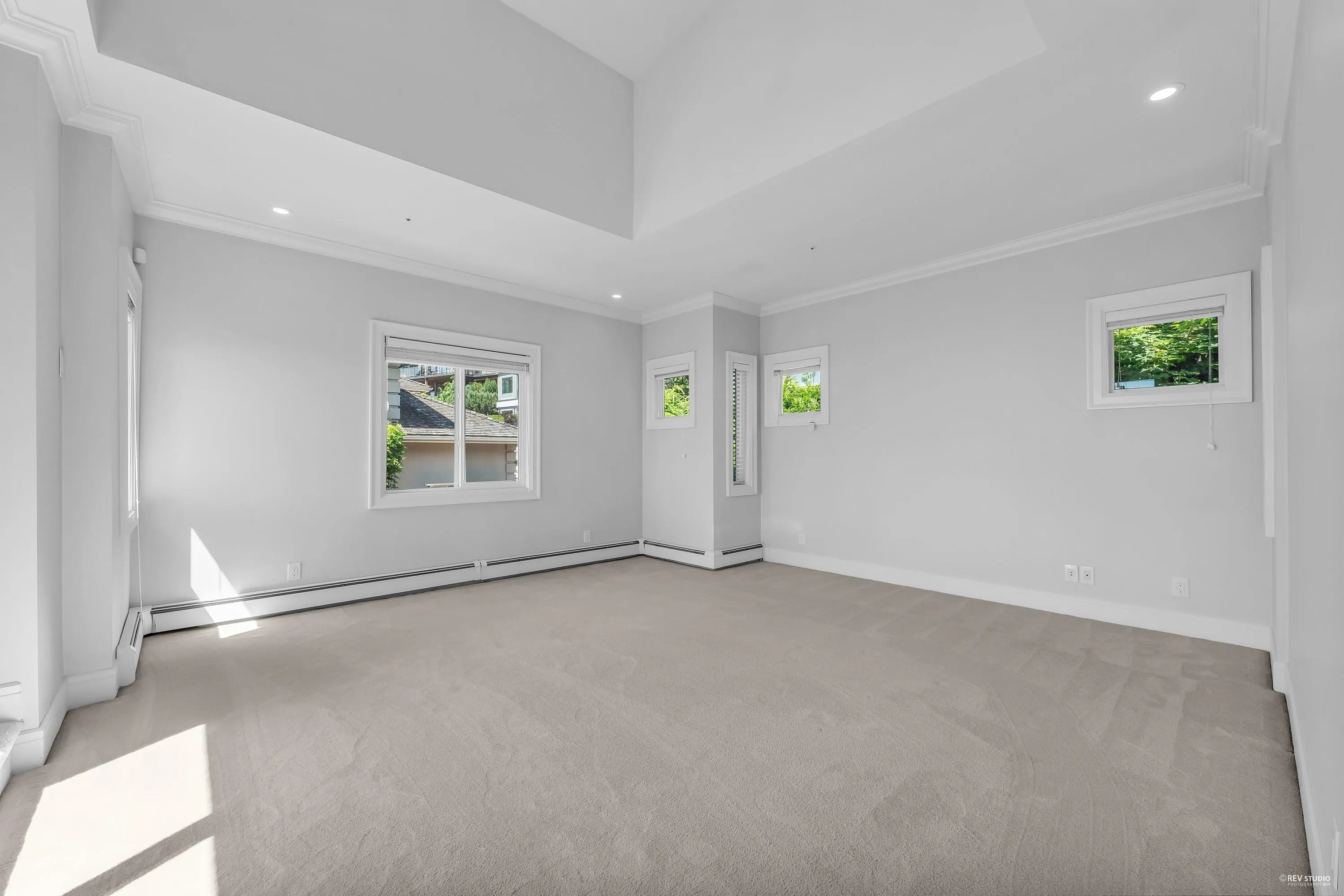 2611 Westhill Way