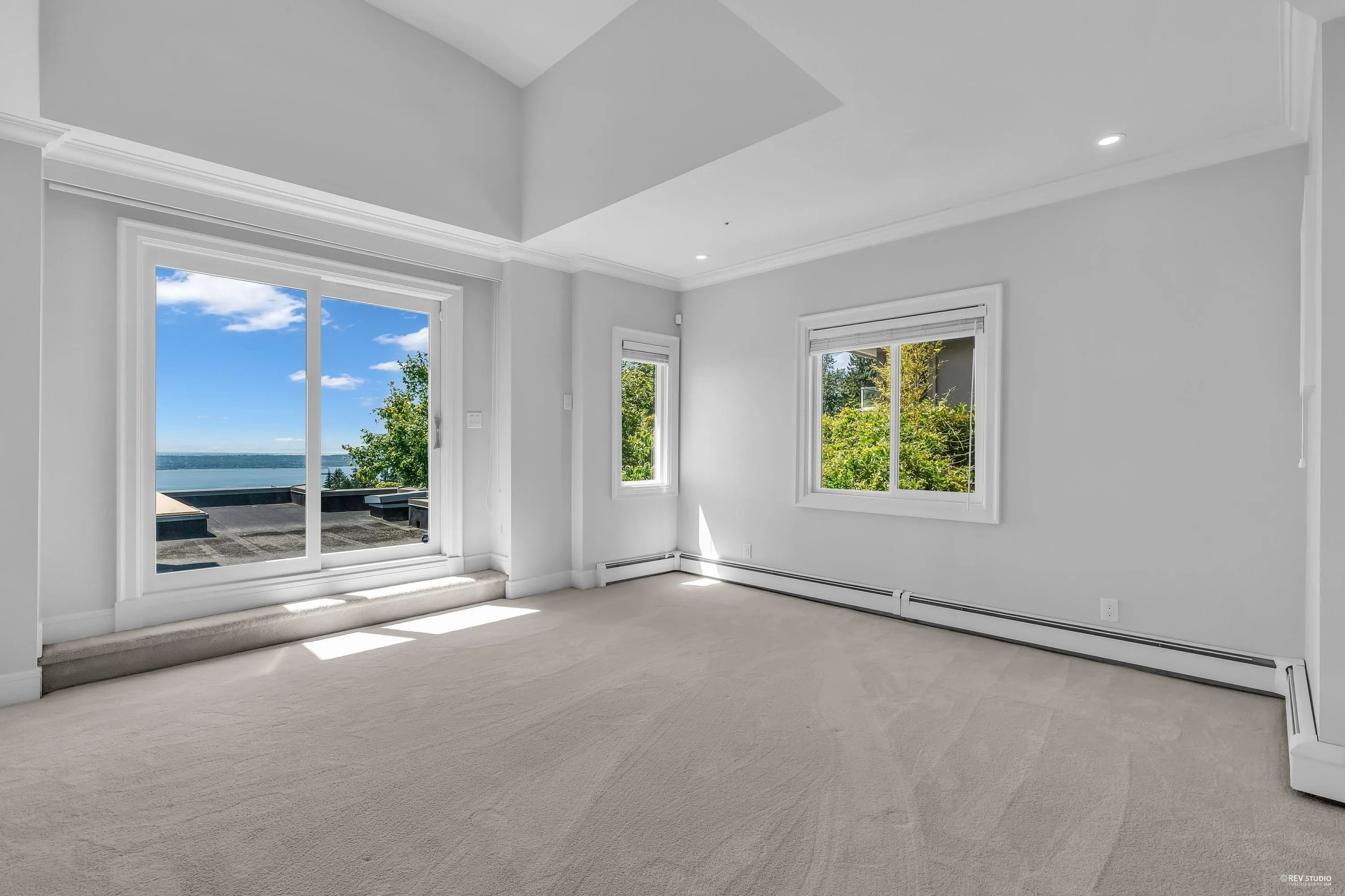 2611 Westhill Way