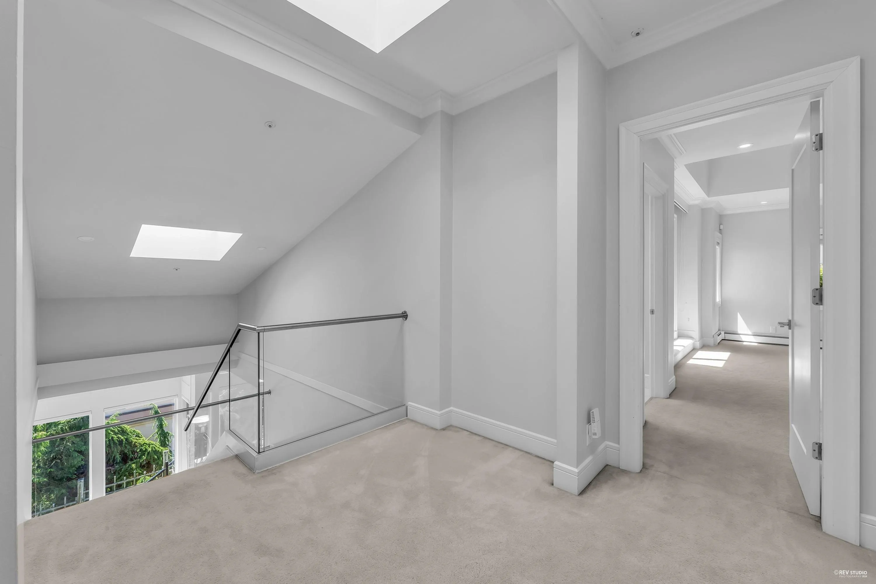 2611 Westhill Way