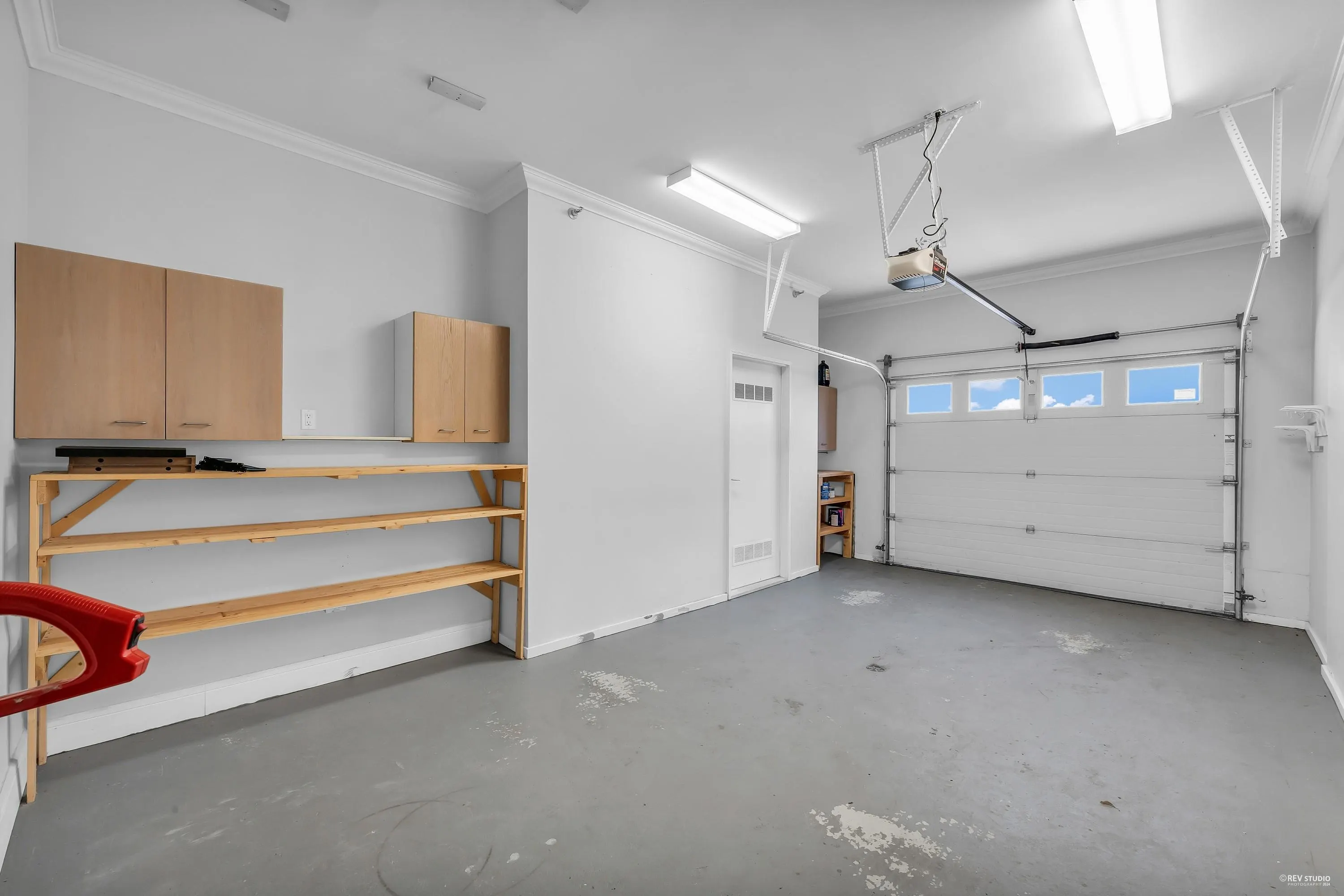 2611 Westhill Way