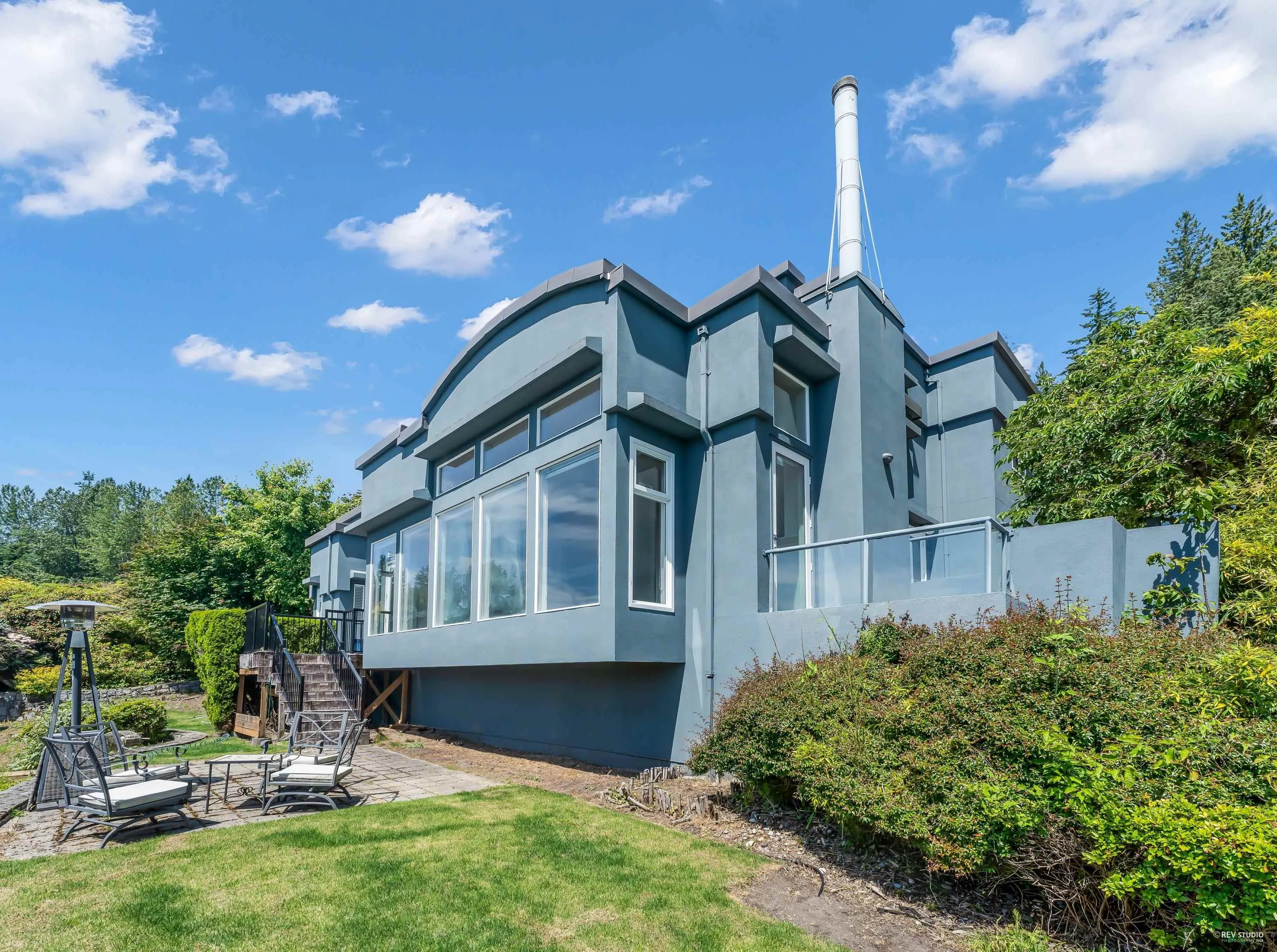 2611 Westhill Way