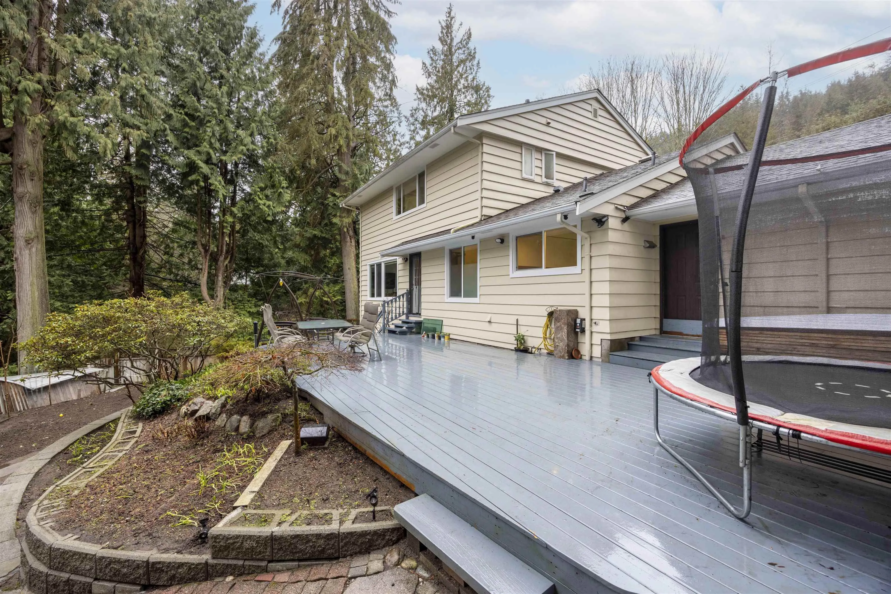 3390 Westmount Road