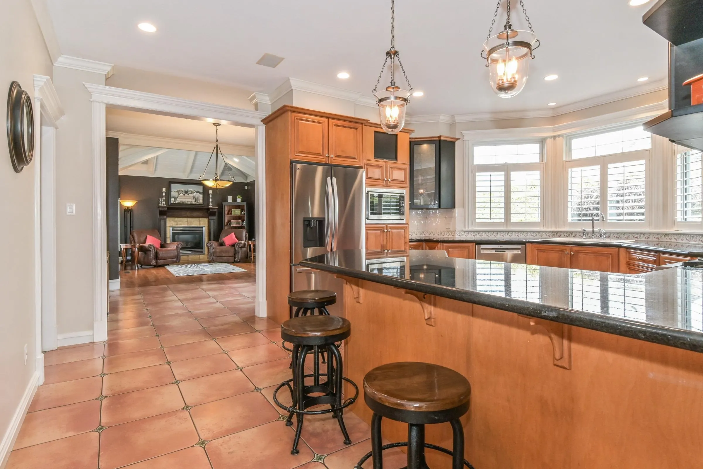 15802 Collingwood Crescent