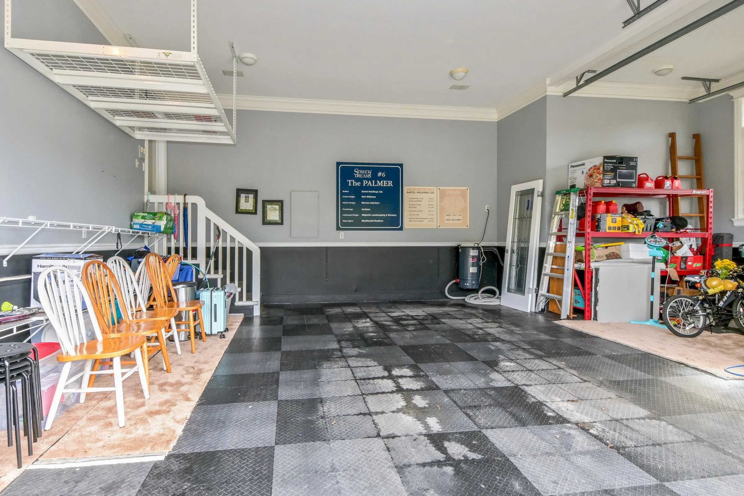 15802 Collingwood Crescent