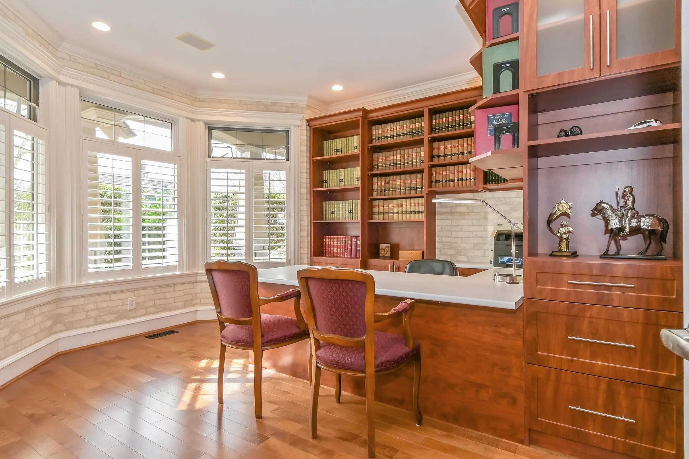 15802 Collingwood Crescent