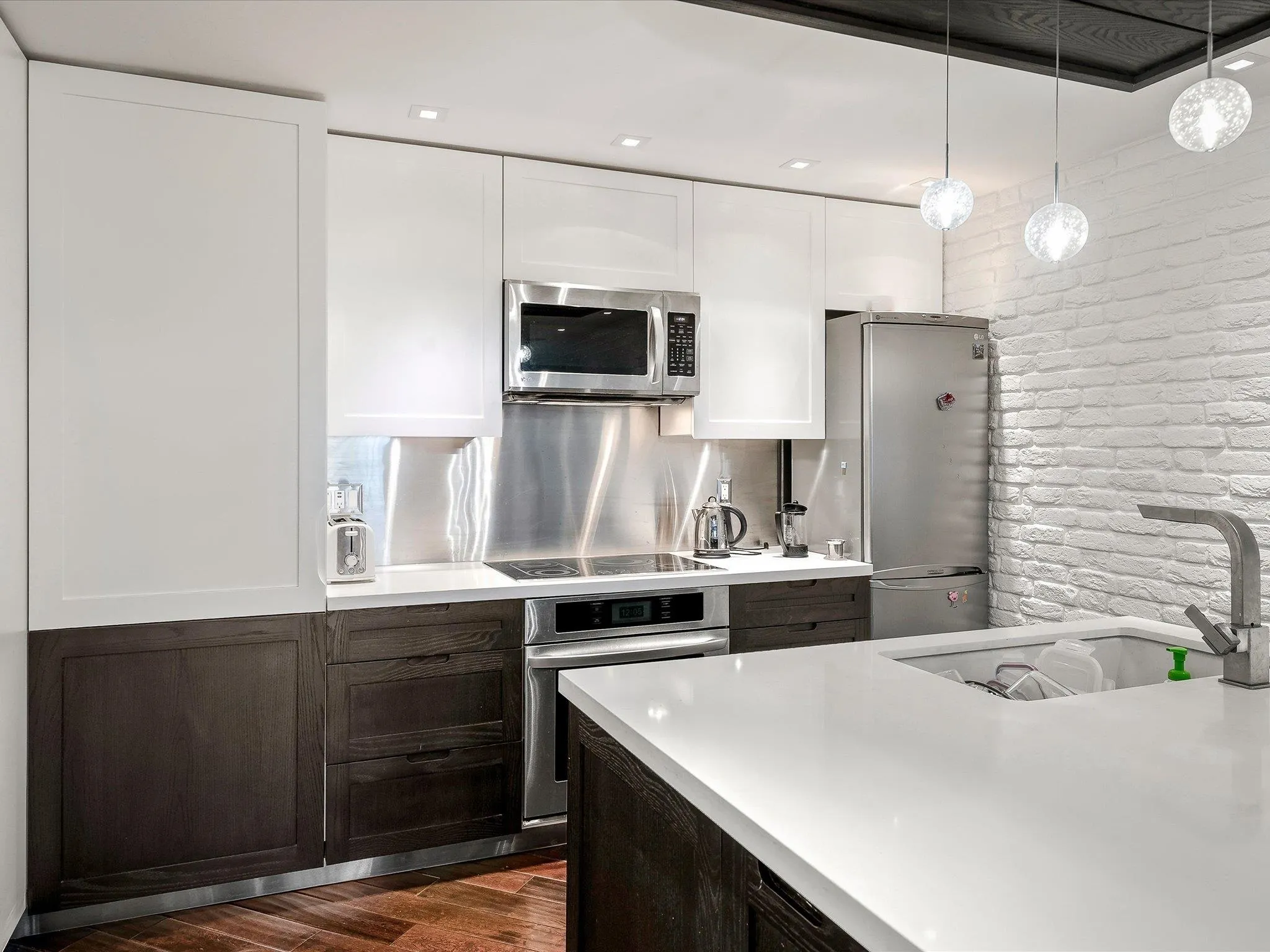 4 3102 Panorama Ridge