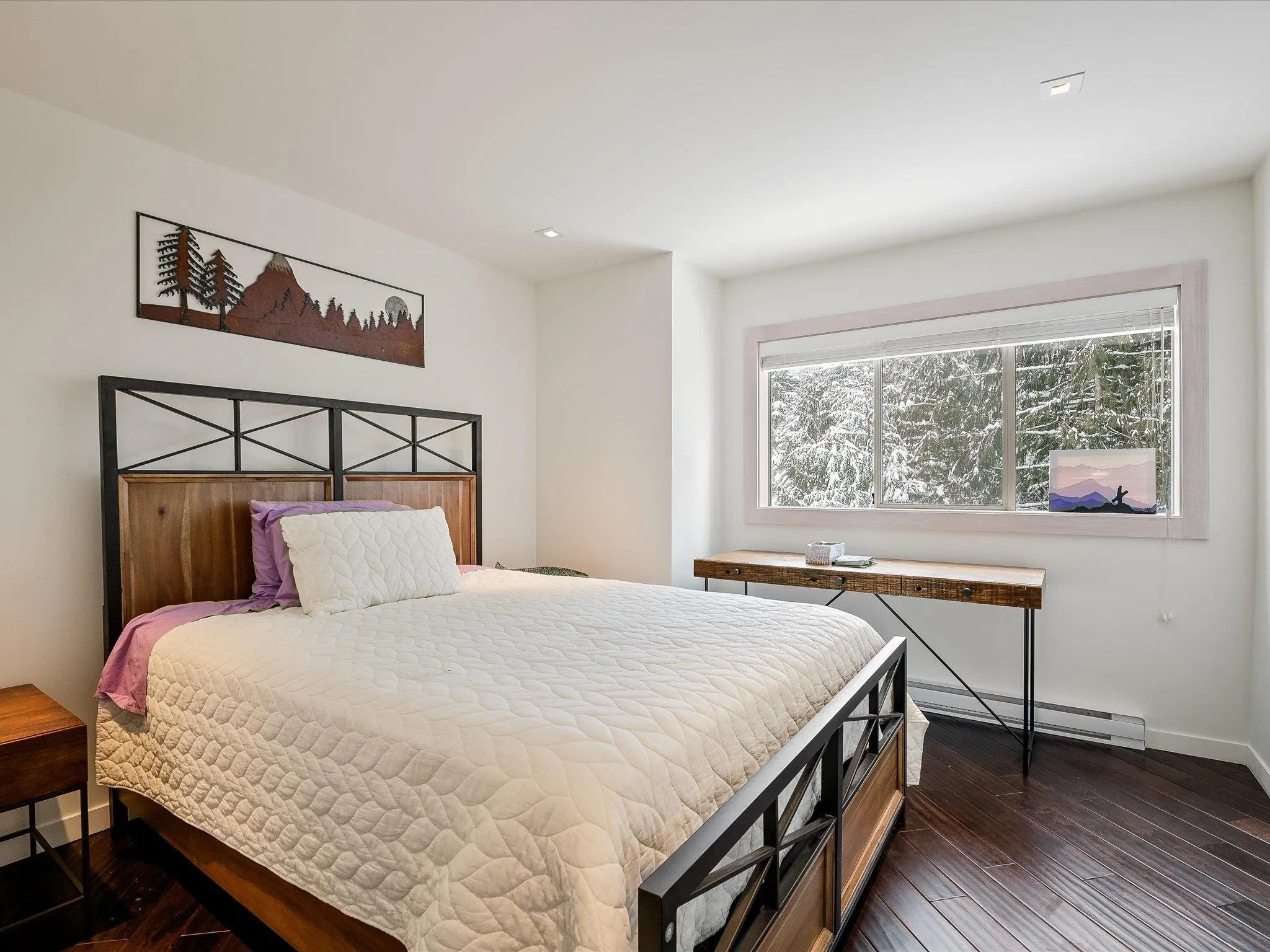 4 3102 Panorama Ridge