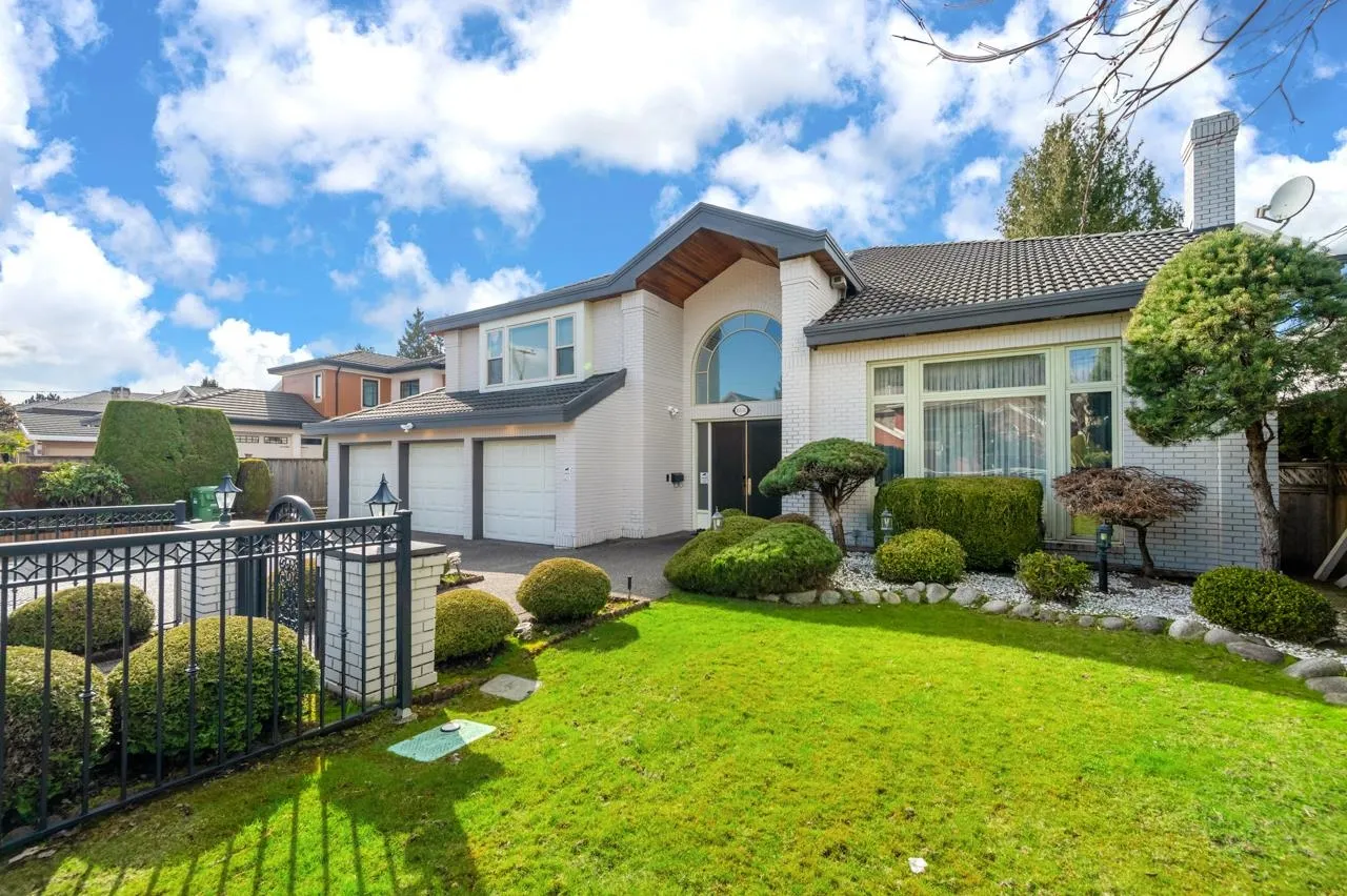 8831 Foster Road