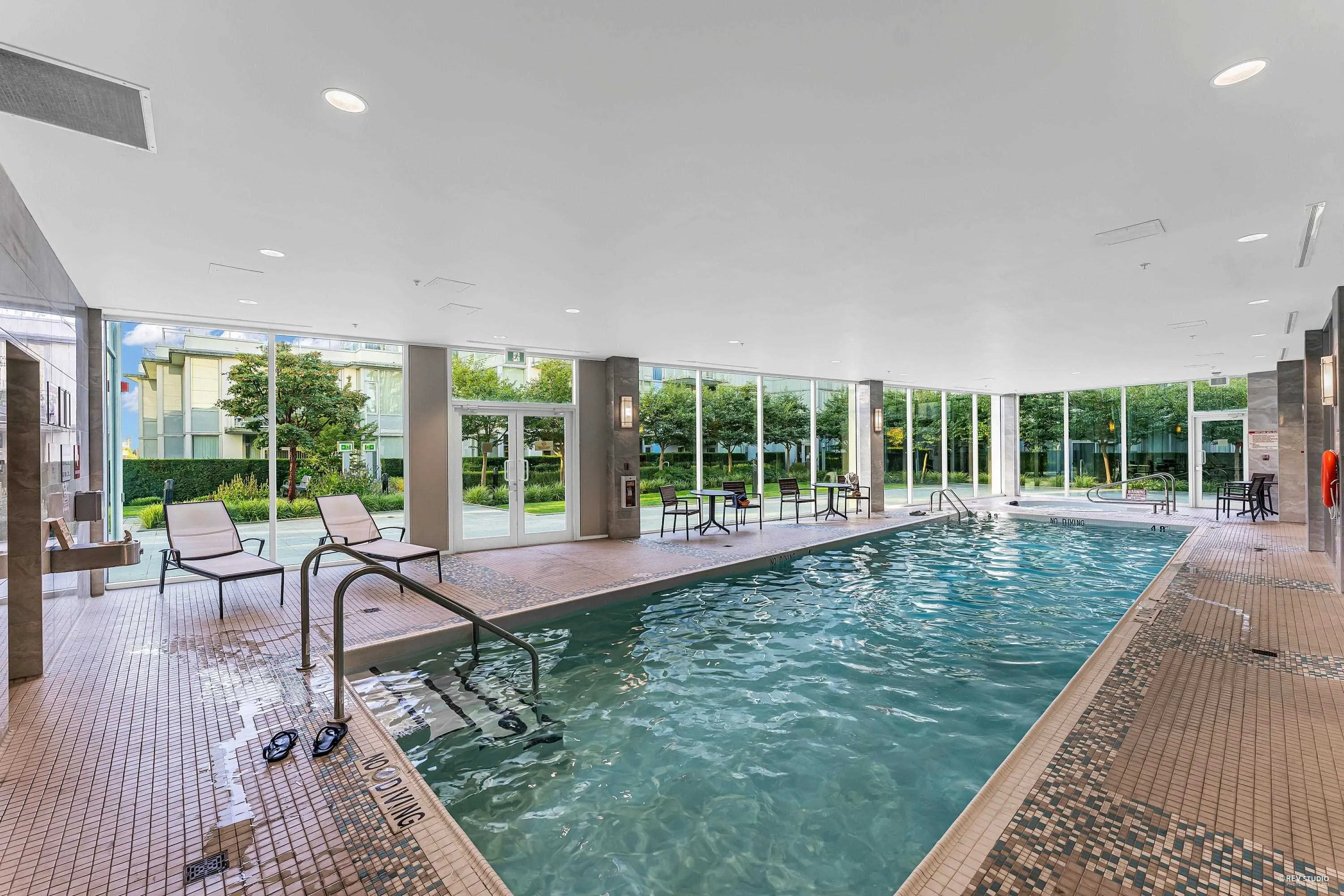 802 8688 Hazelbridge Way