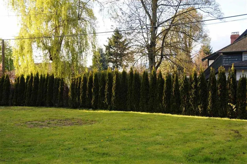 1775 Cedar Crescent