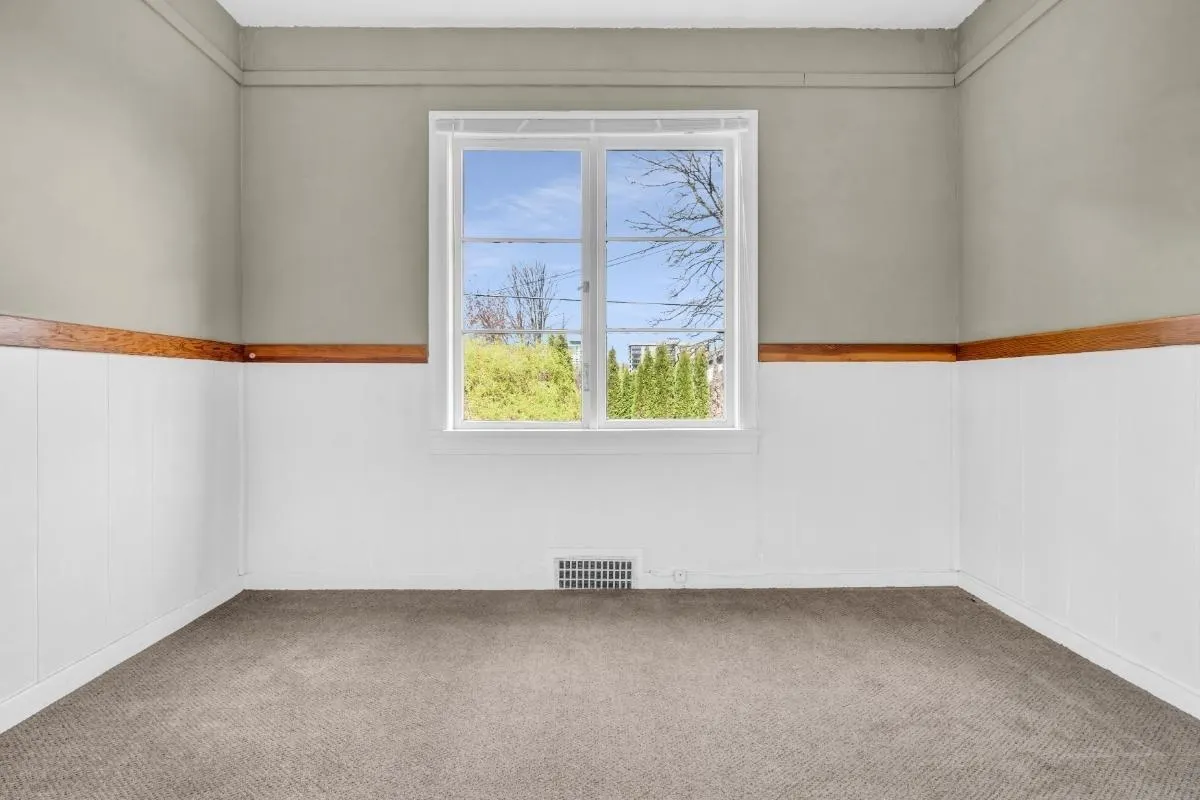 1775 Cedar Crescent