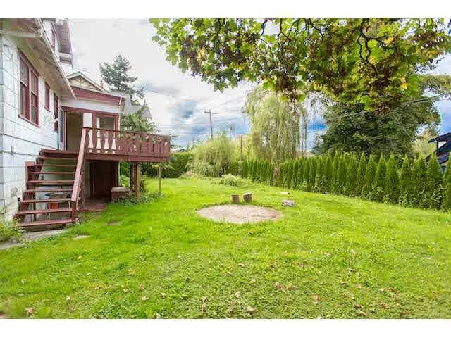 1775 Cedar Crescent