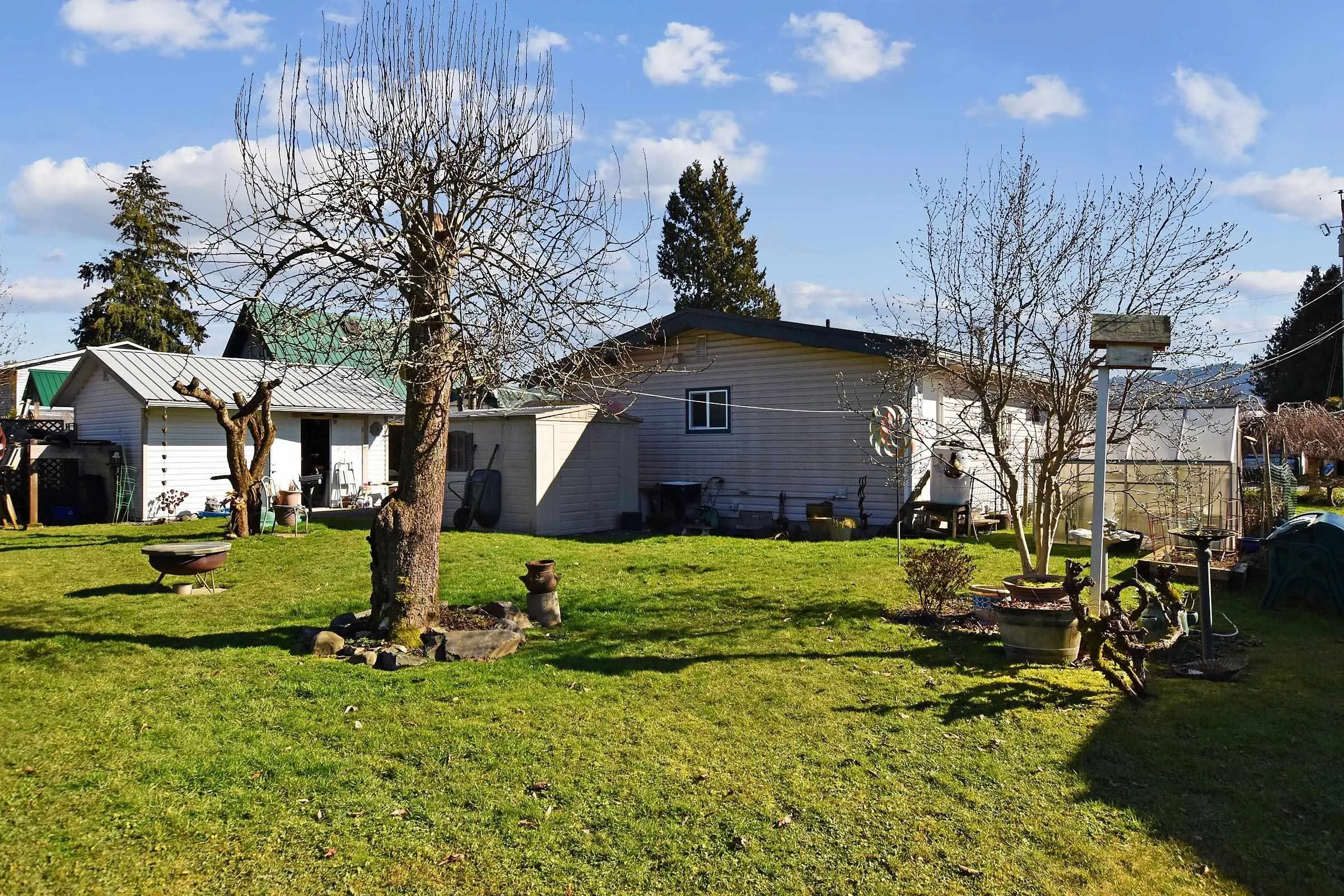 4 9055 Shook Road