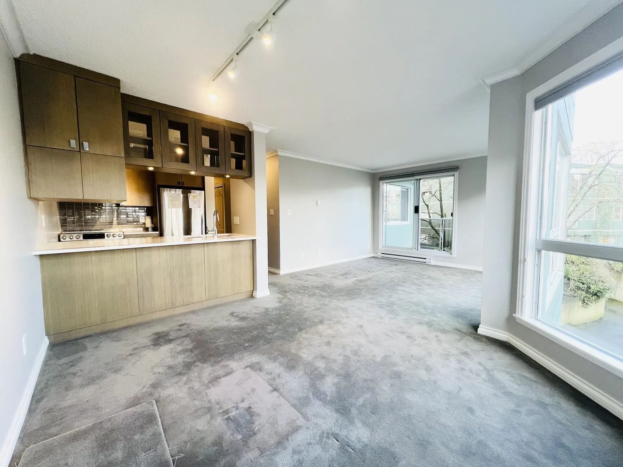 302 1508 Mariner Walk