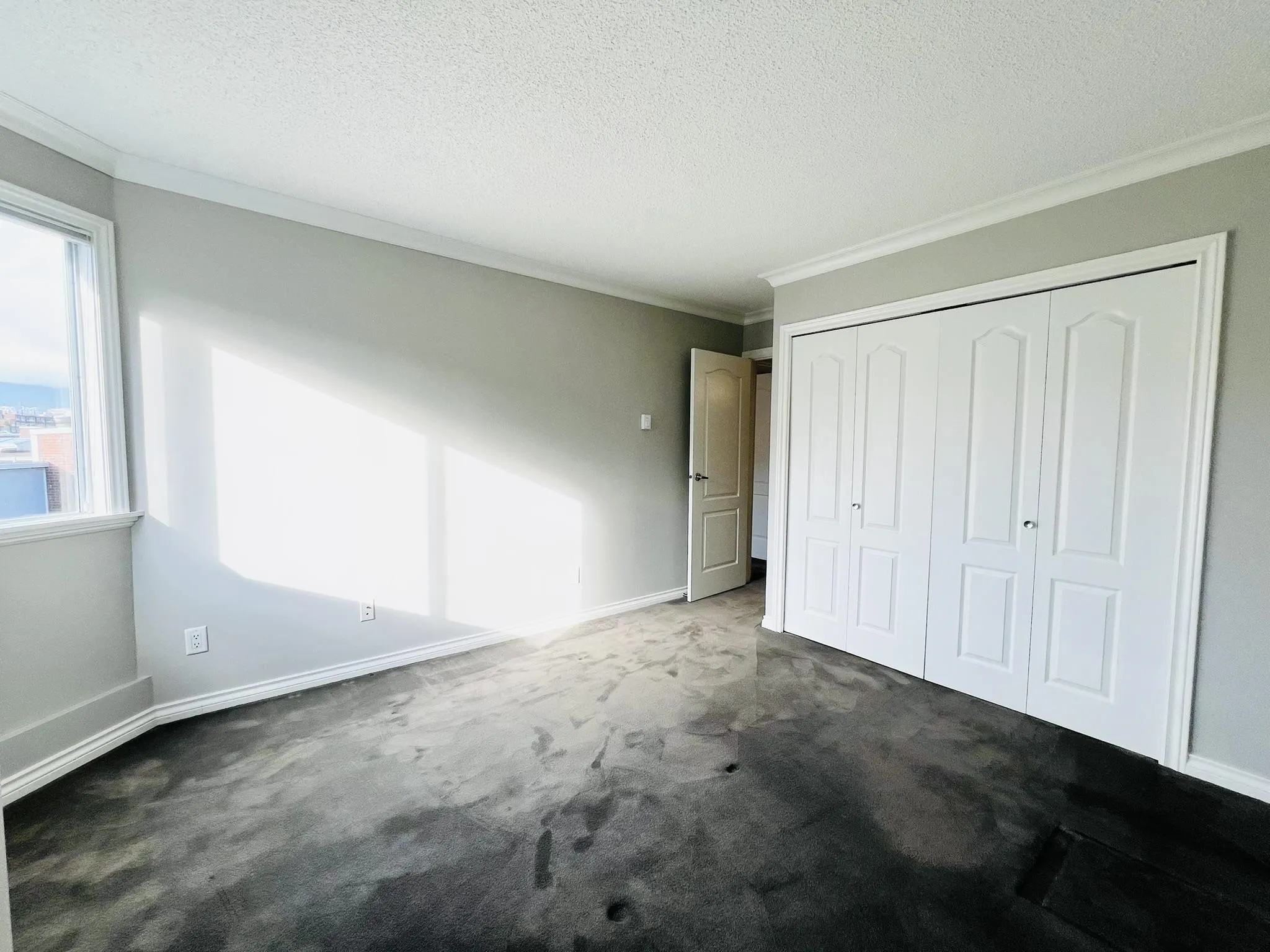 302 1508 Mariner Walk