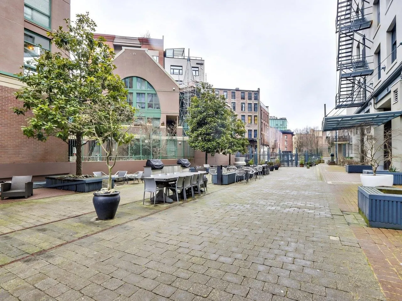 505 55 E Cordova Street