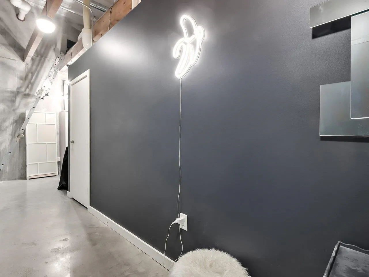 505 55 E Cordova Street