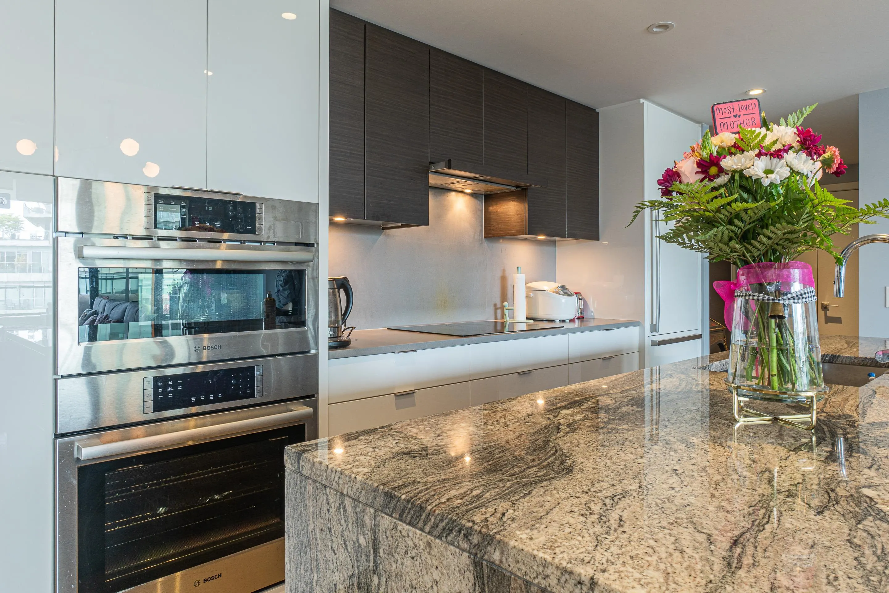 1106 1688 Pullman Porter Street