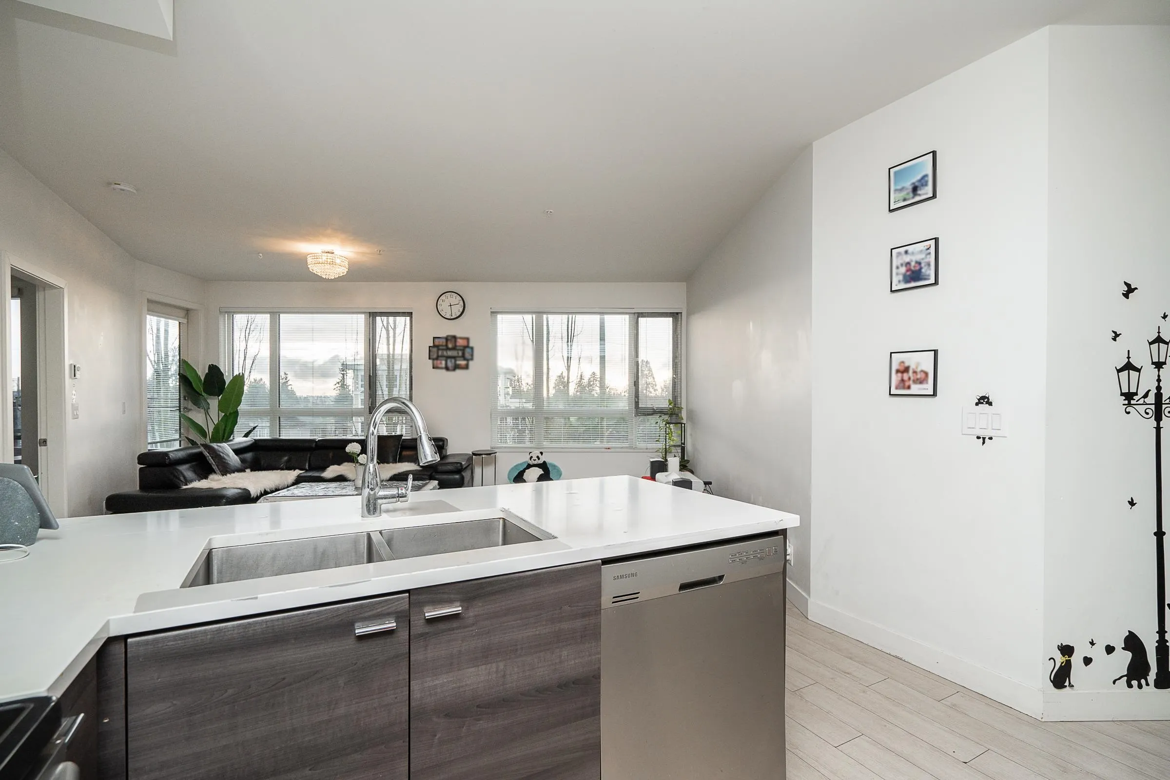205 13931 Fraser Highway