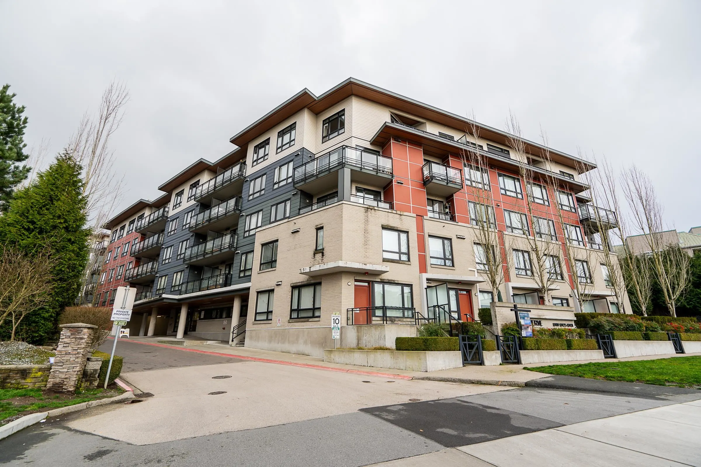 205 13931 Fraser Highway