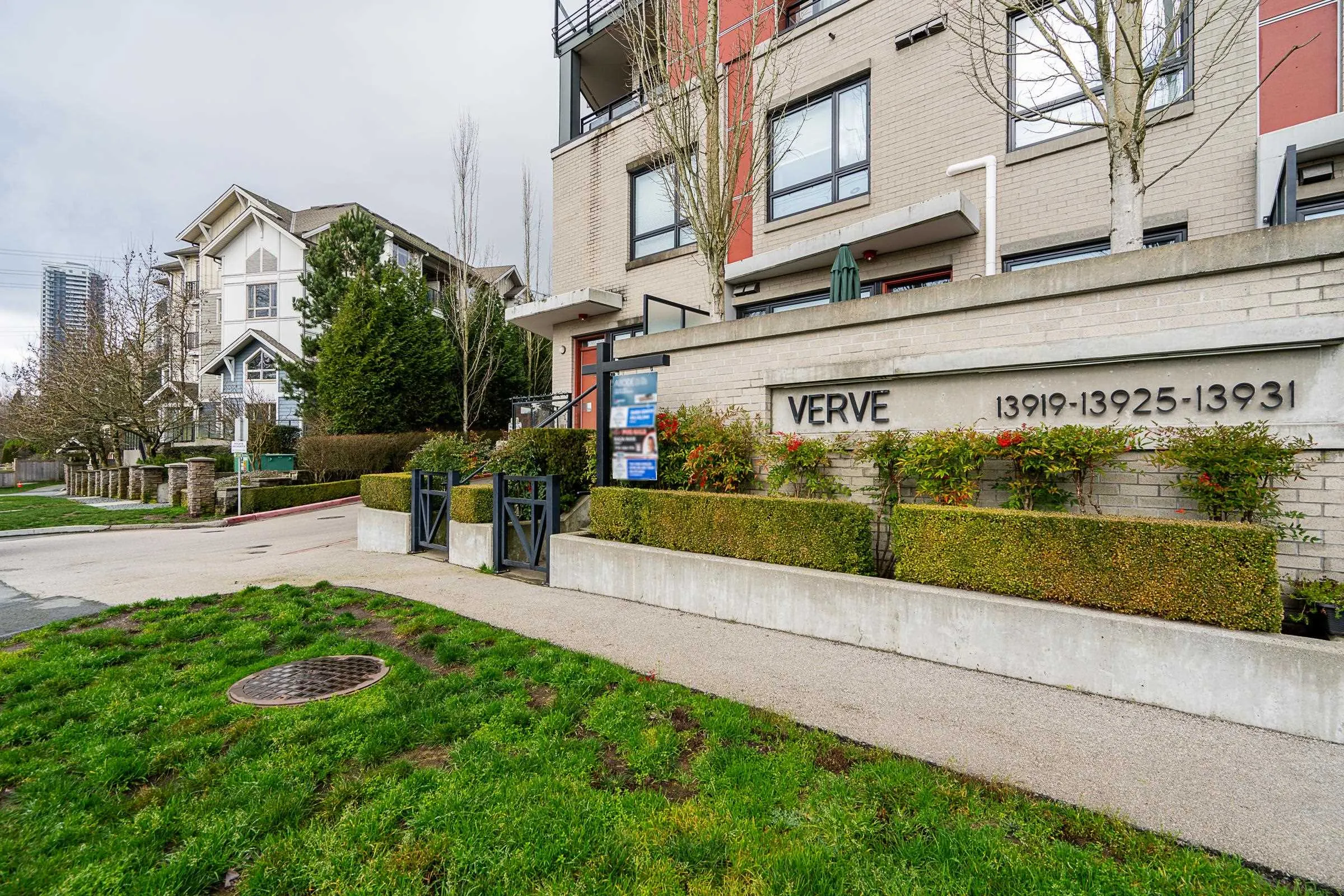 205 13931 Fraser Highway