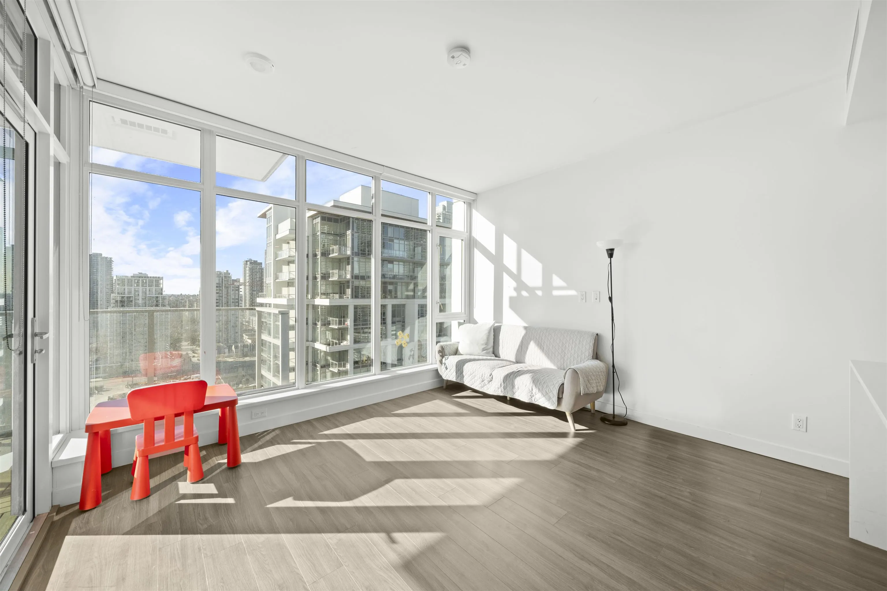 2208 2311 Beta Avenue