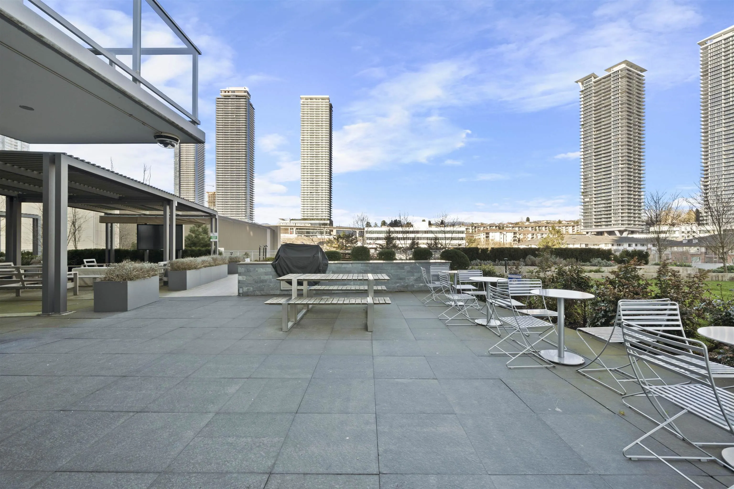2208 2311 Beta Avenue
