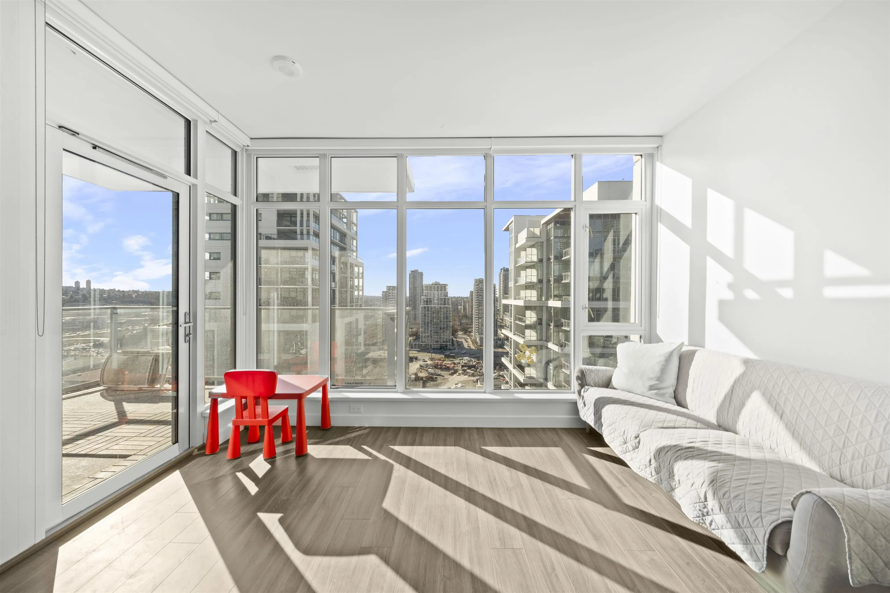 2208 2311 Beta Avenue