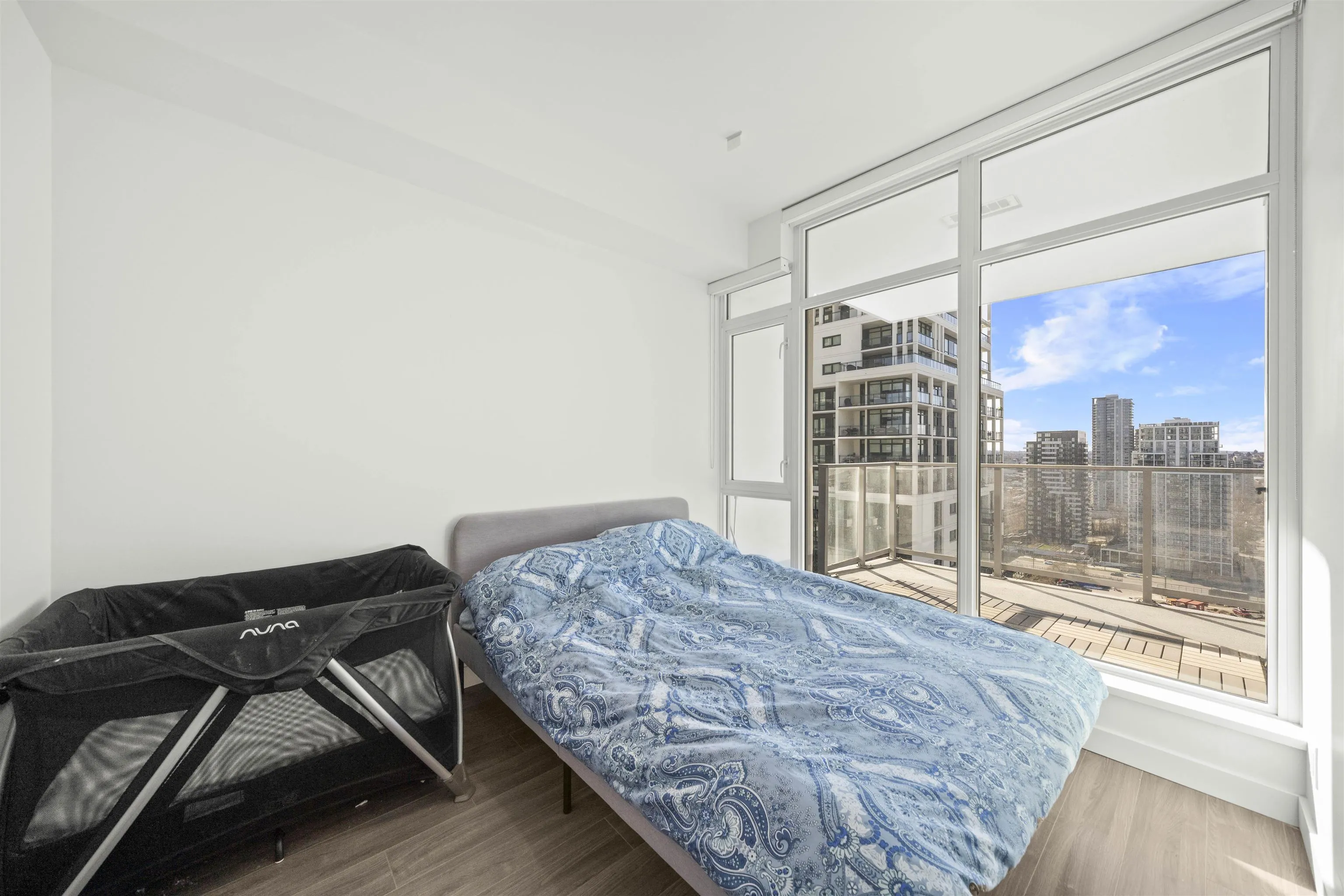 2208 2311 Beta Avenue