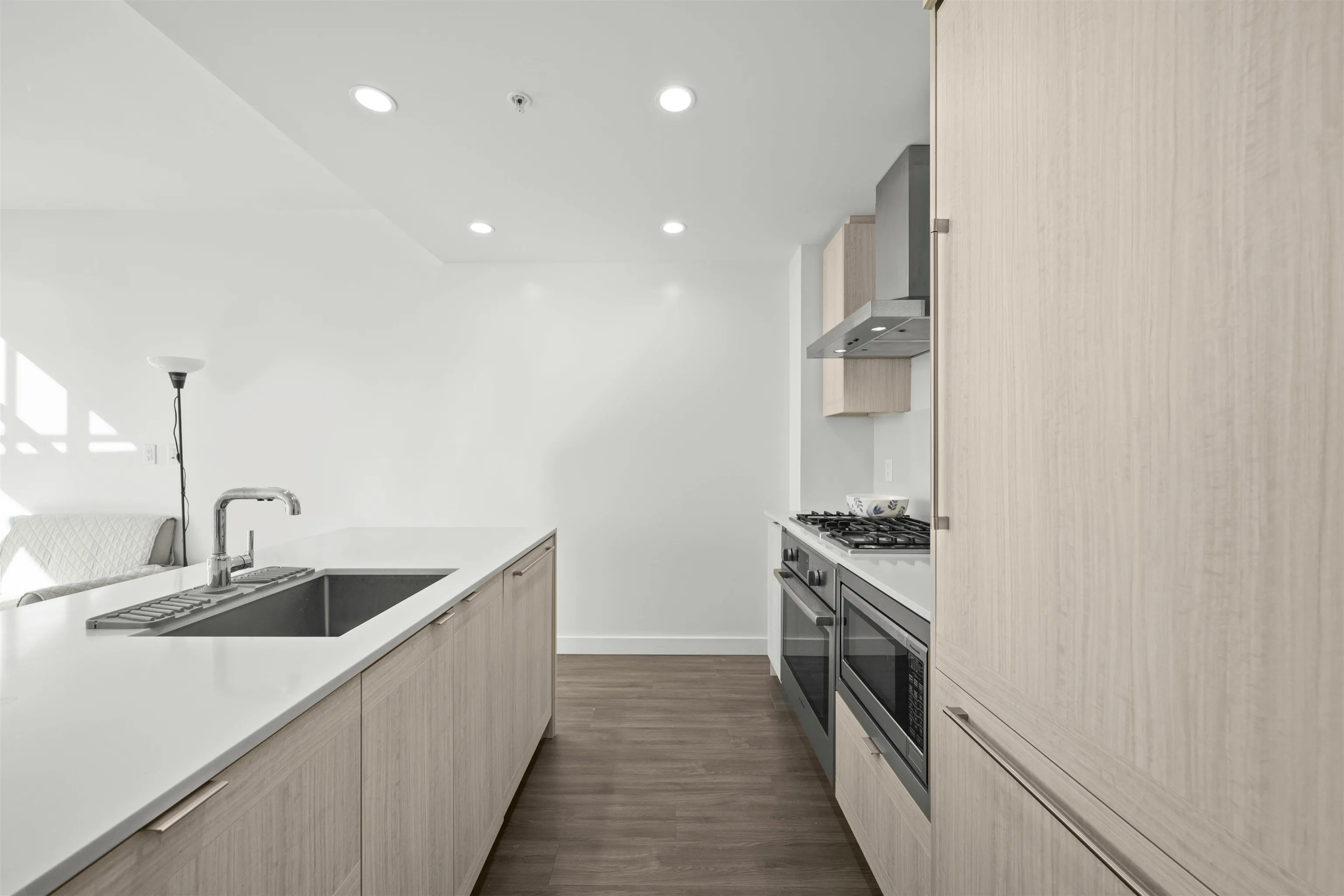 2208 2311 Beta Avenue