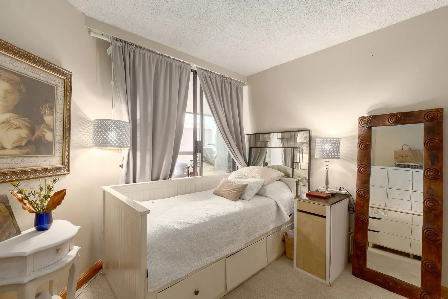 1003 1450 Pennyfarthing Drive