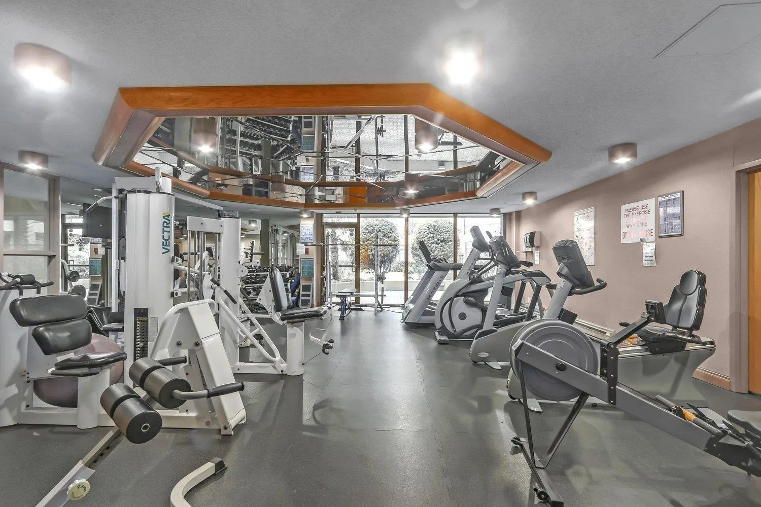 1003 1450 Pennyfarthing Drive