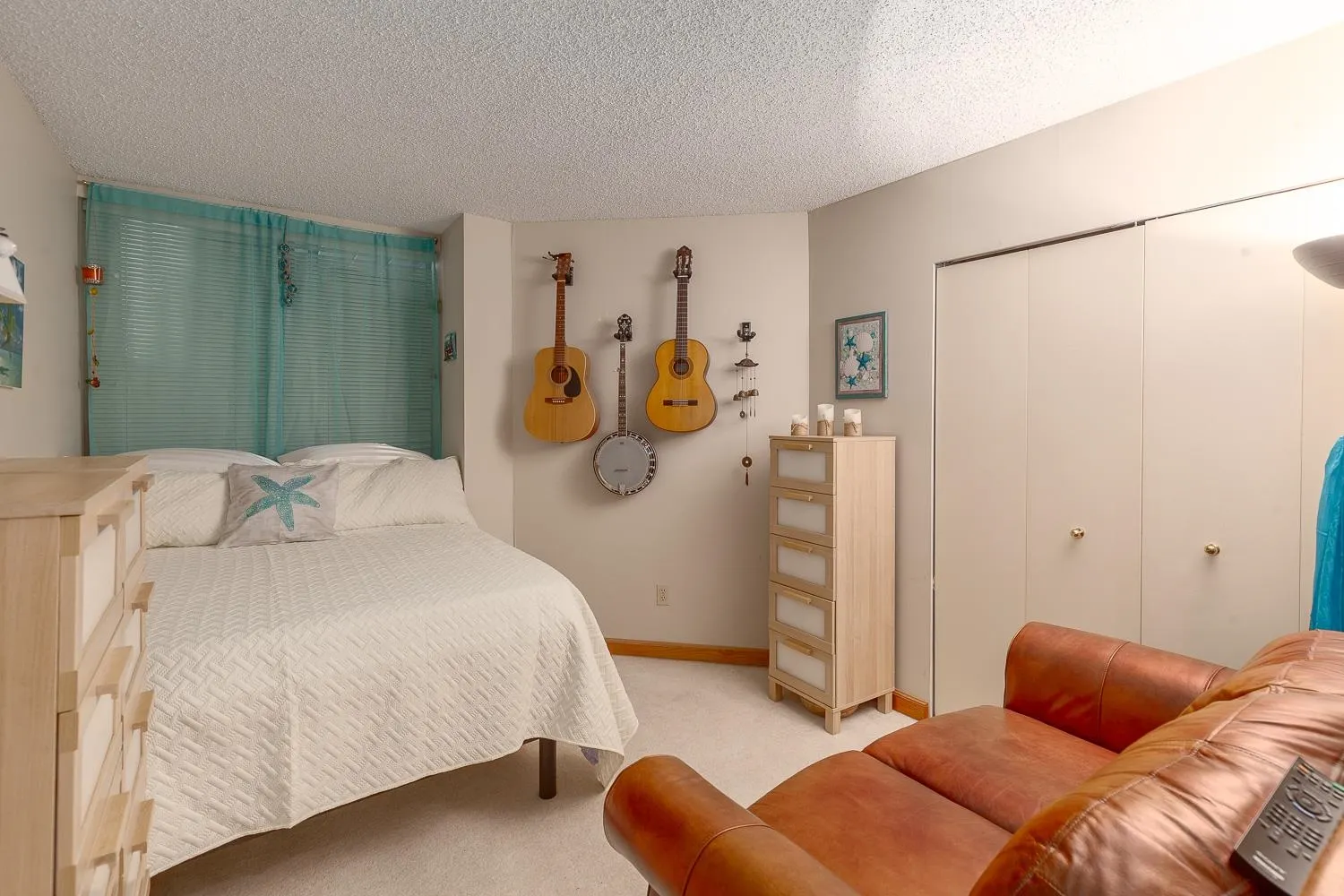 411 1450 Pennyfarthing Drive