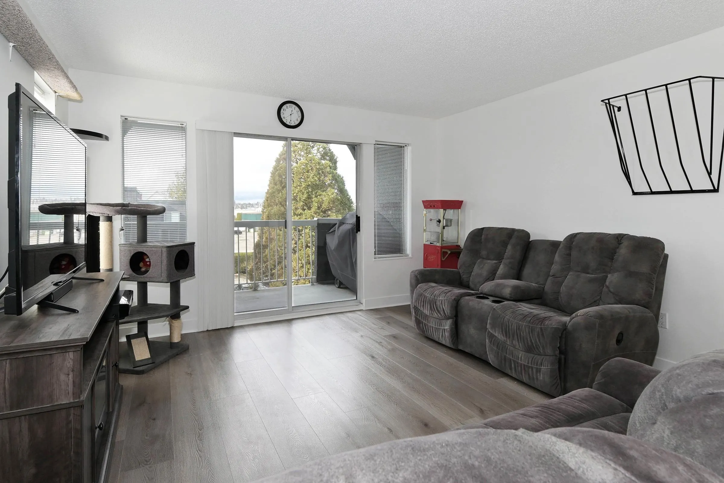 301 5700 200 Street