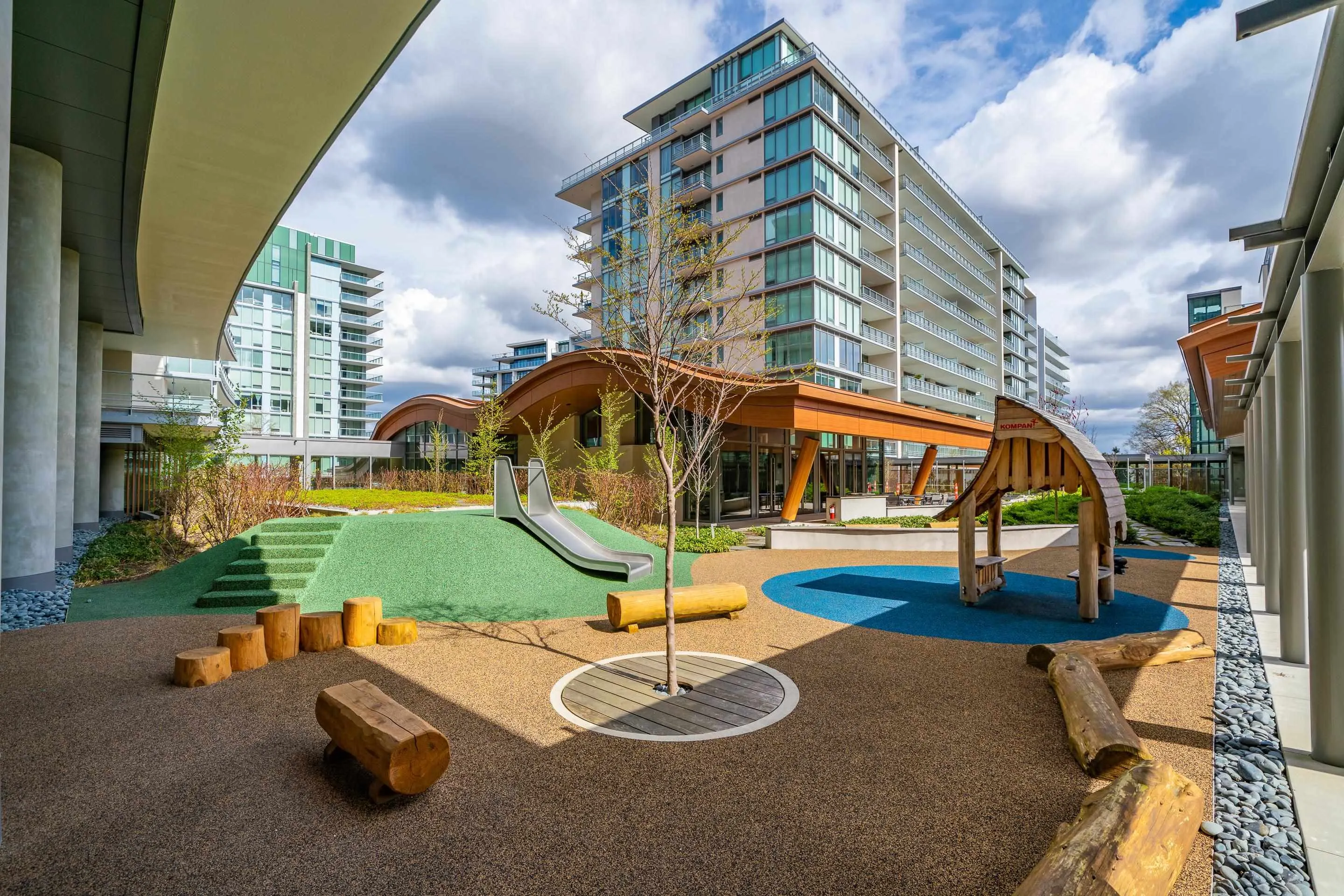 706 6688 Pearson Way