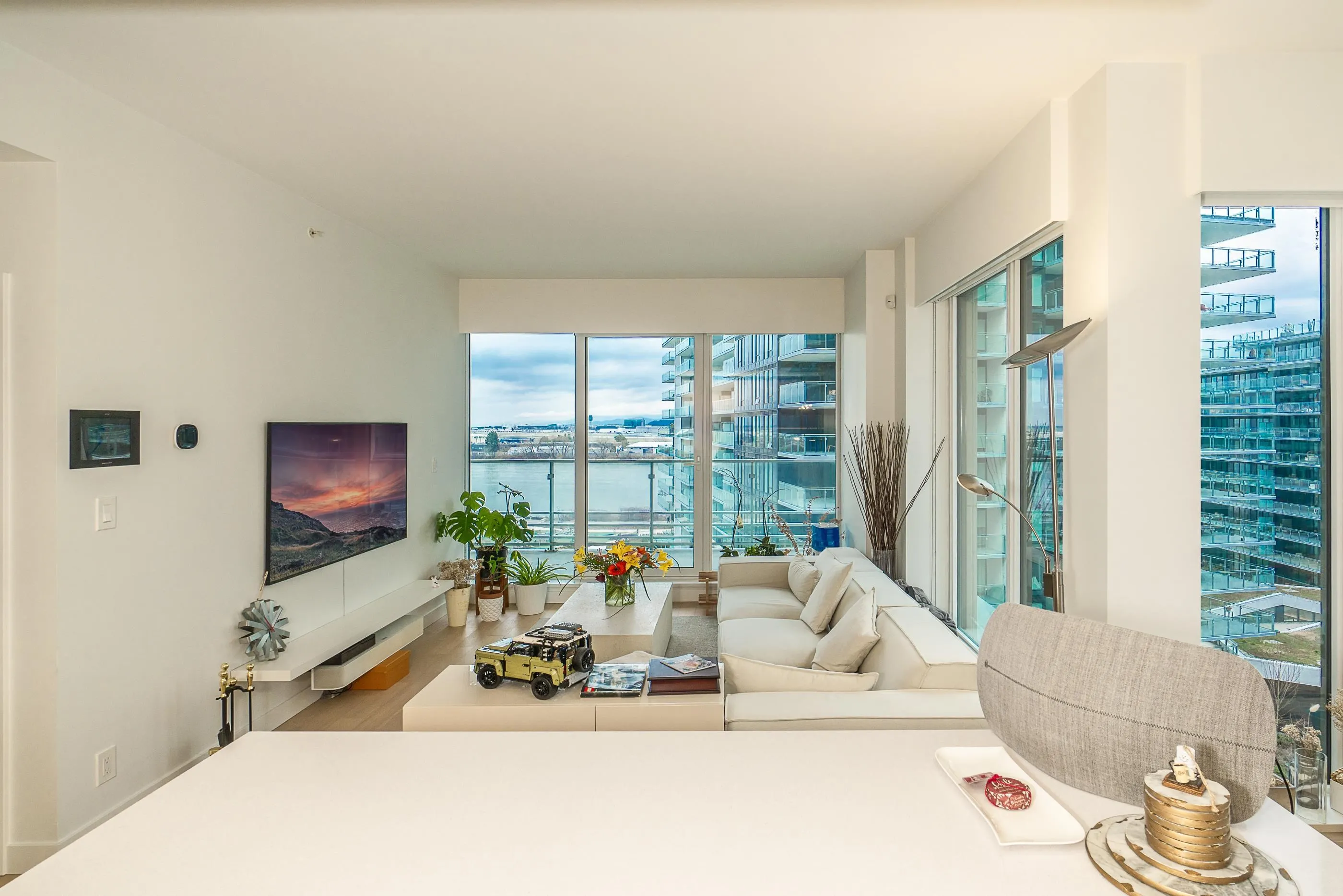 706 6688 Pearson Way