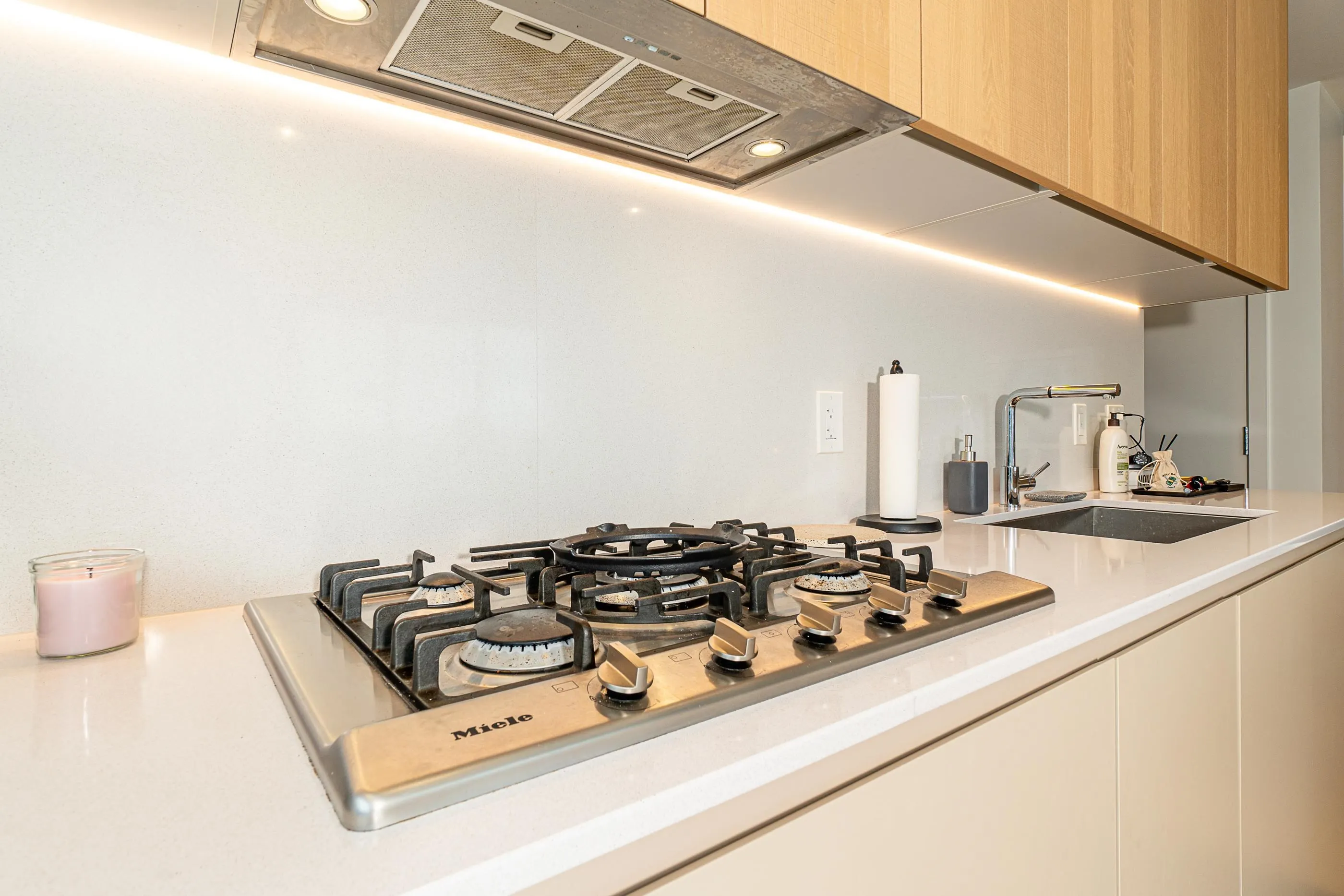 706 6688 Pearson Way