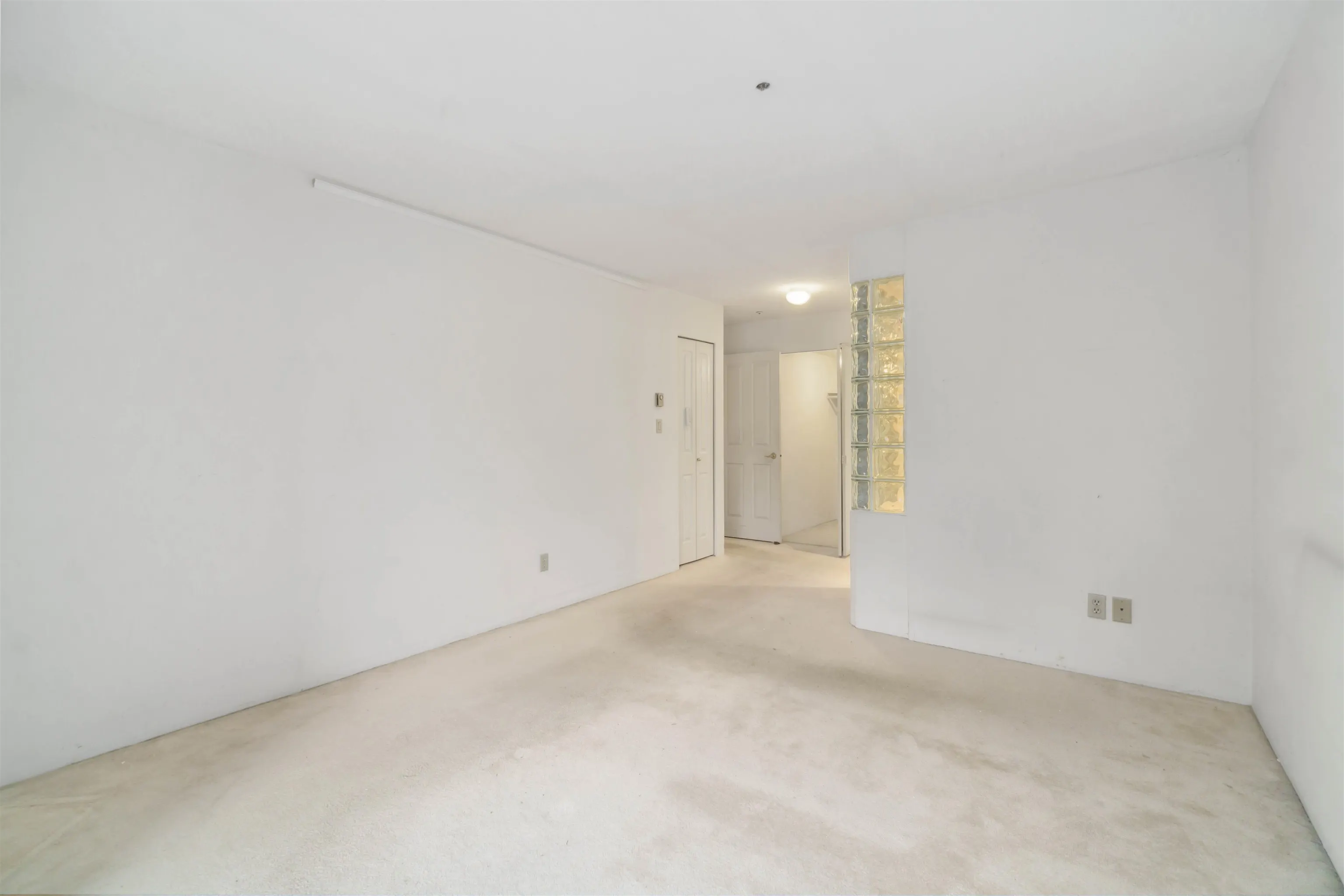 311 1859 Spyglass Place