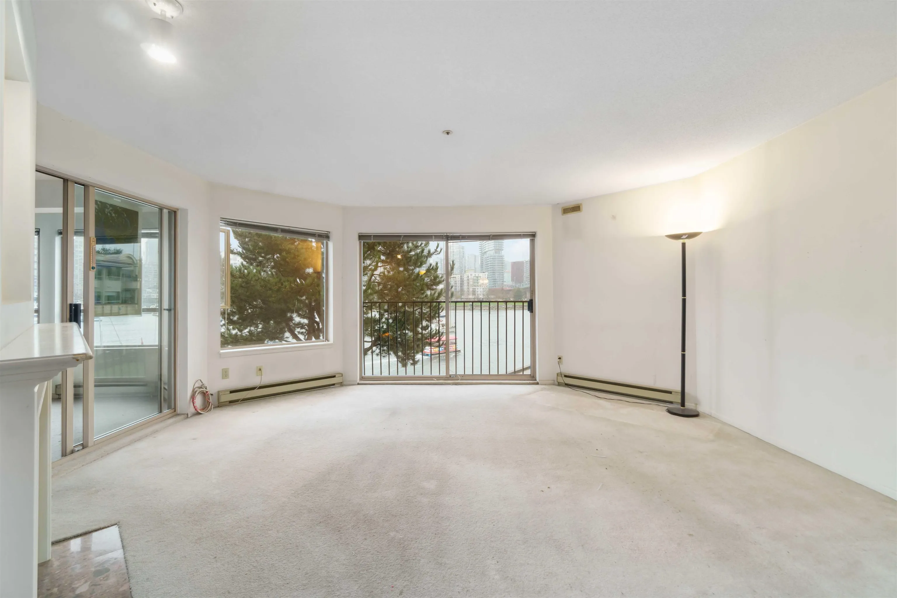 311 1859 Spyglass Place