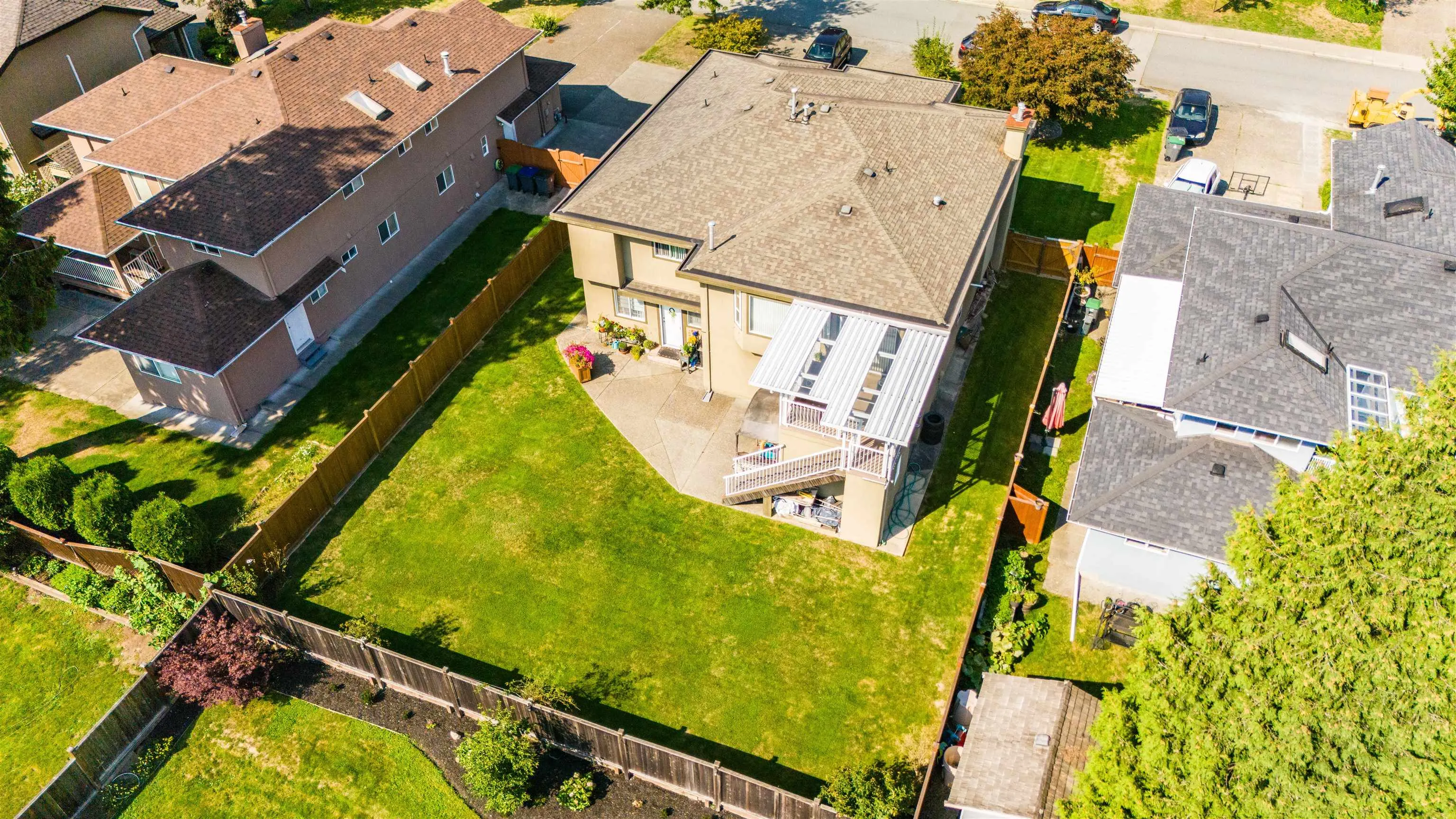 15870 106 Avenue
