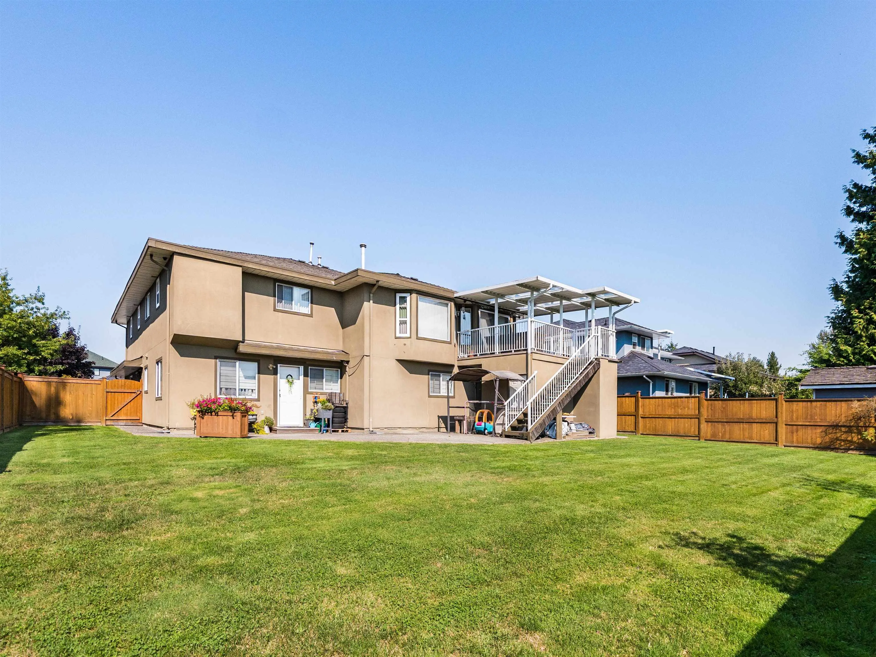 15870 106 Avenue