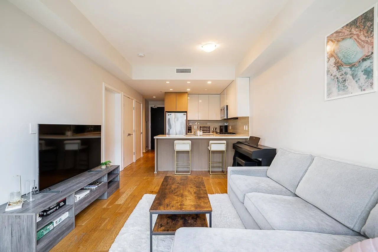 521 7008 River Parkway