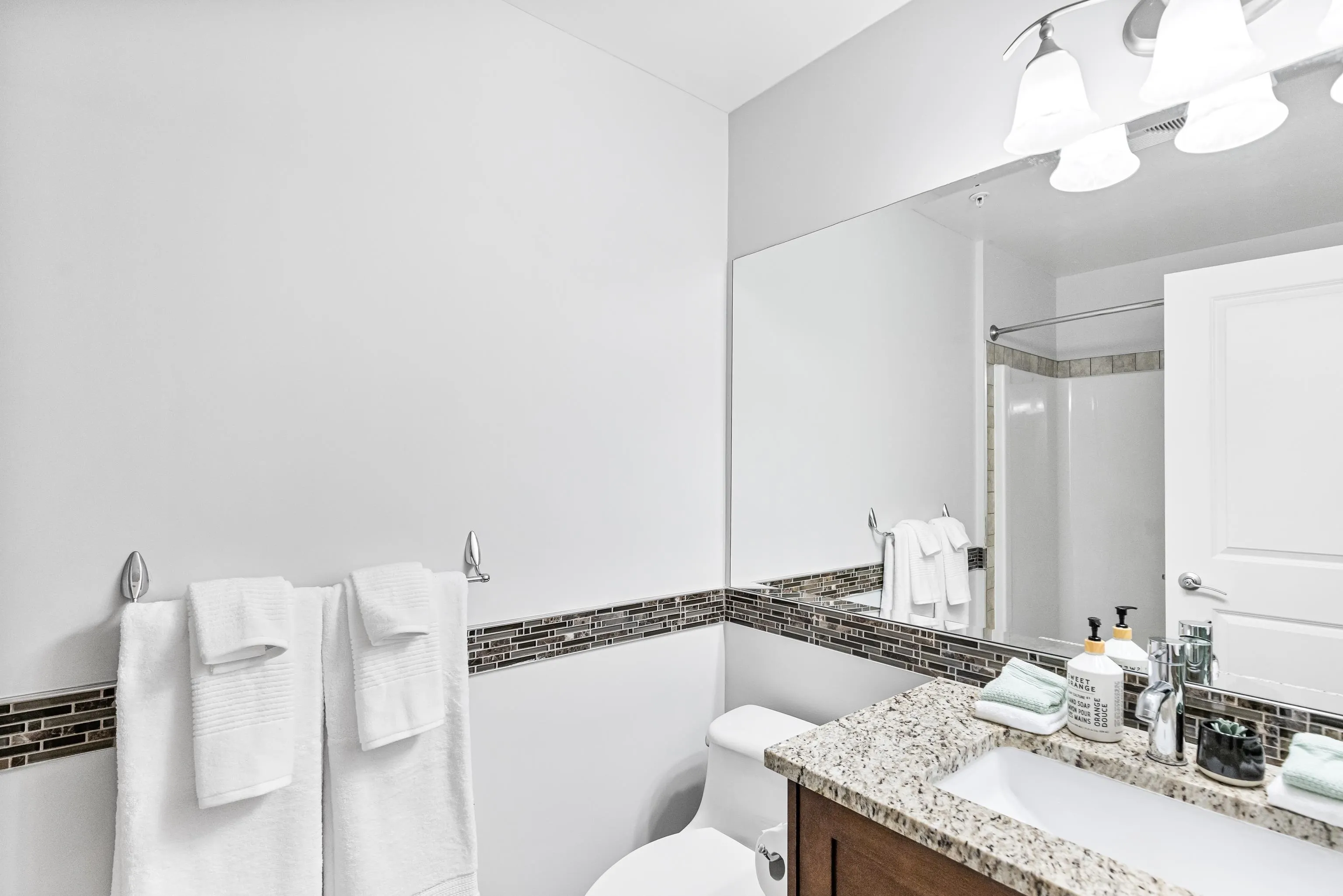 305 22858 Lougheed Highway