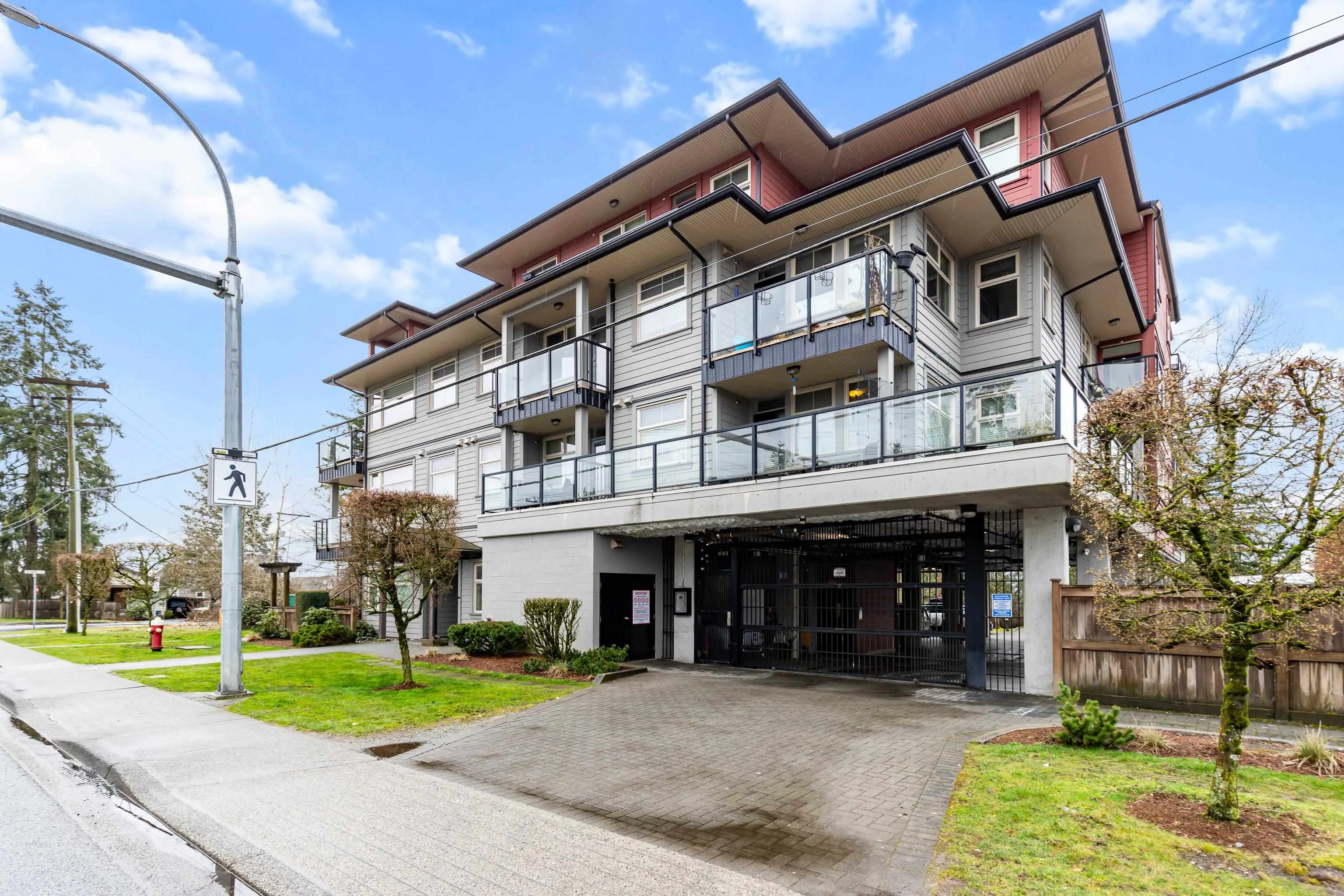 305 22858 Lougheed Highway