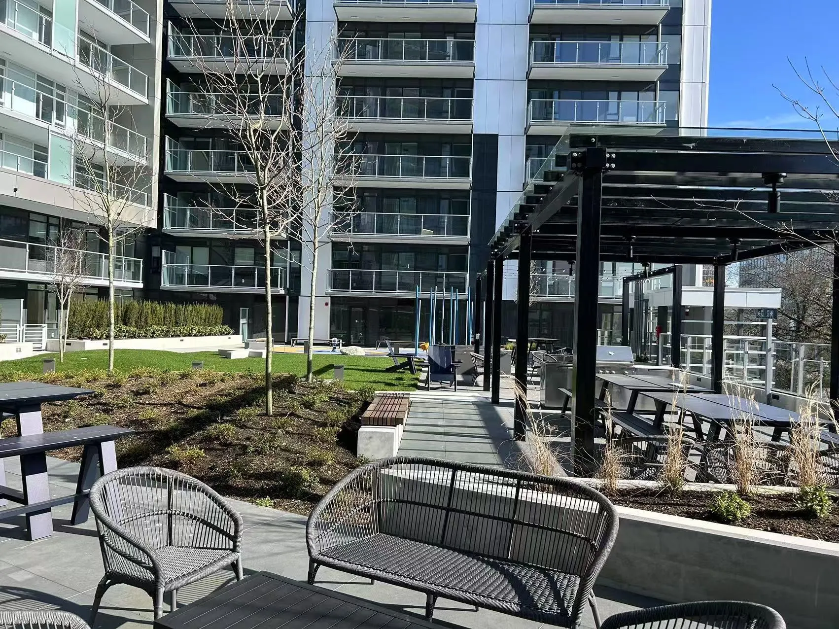 1203 6808 Minoru Boulevard
