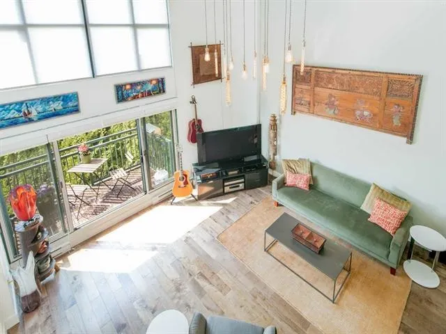 714 22 E Cordova Street