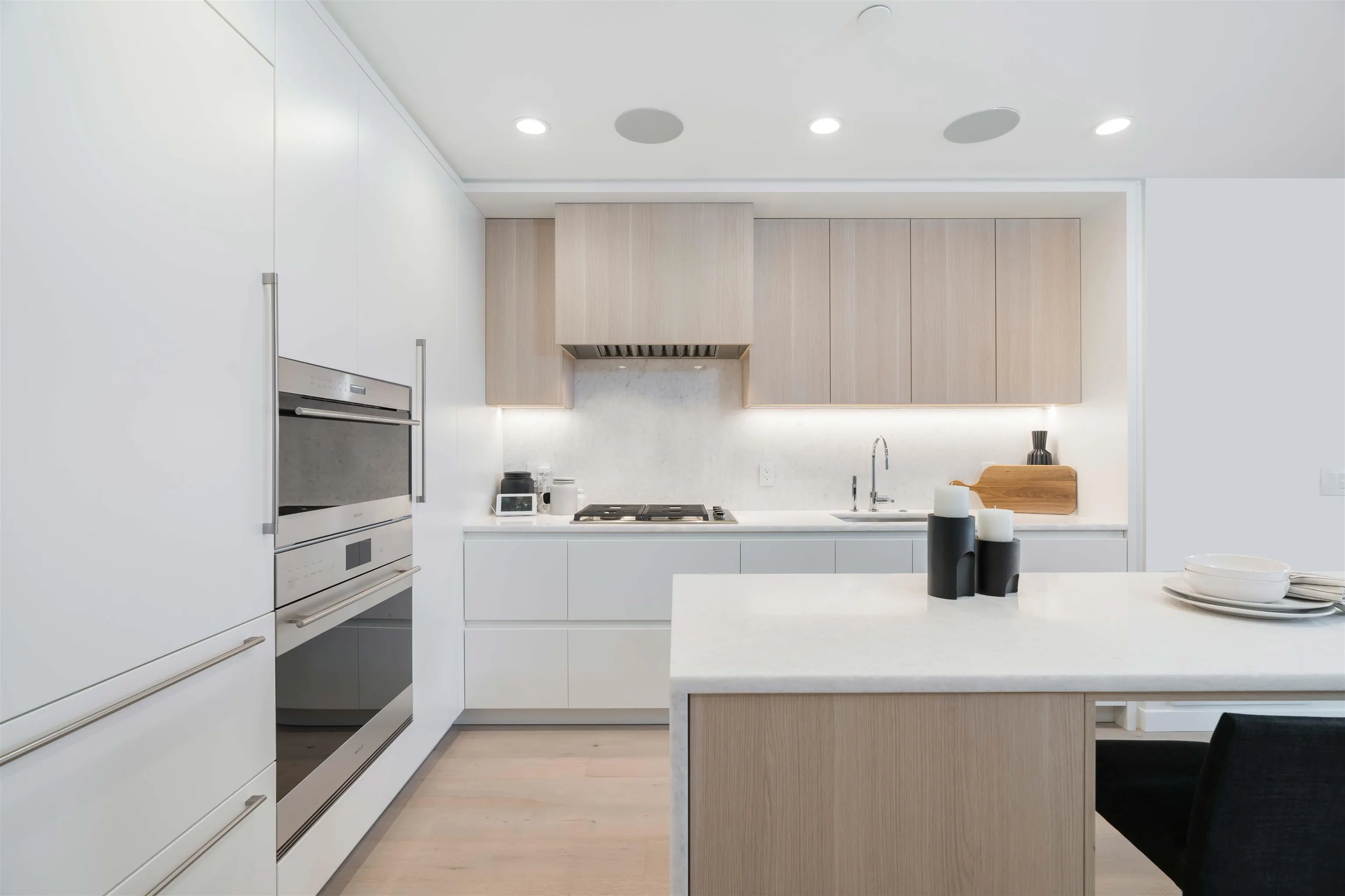 1301 7418 Paulson Street